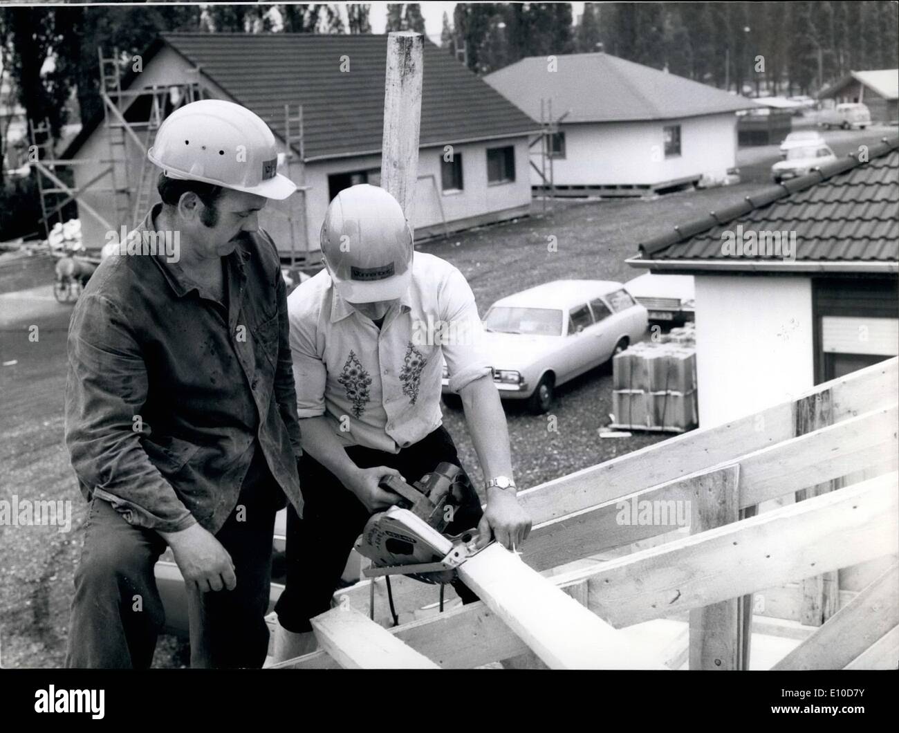 Jul. 07, 1972 - Exhibition ''fertigbau 72'' (prefabricated constructions) in Frankfurt from July 7th to July 23rd 72: in these days a part of the fair-ground in Frankfort look like a huge building-site. until 7th of July. the beginning of the exhibition ''Fertigbas 72'', exhibitors of 12 countries will have transformed an ares of 30.000 qm into an imposing ''village'' of prefabricated houses Stock Photo