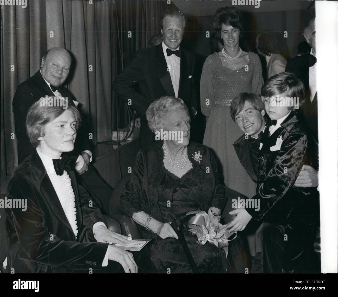 Jul. 07, 1972 - Thirty members of Churchhill family attend the World Premiere of ''Young Winston'': Barones Spencer-Churchill, Sir Winston's widow,led 29 members of the Churchill family into the Odeon cinema. Leicester Square, London, last night for the world premiere of the film ''Young Winston'' -a film of Sir Winston's early life Stock Photo