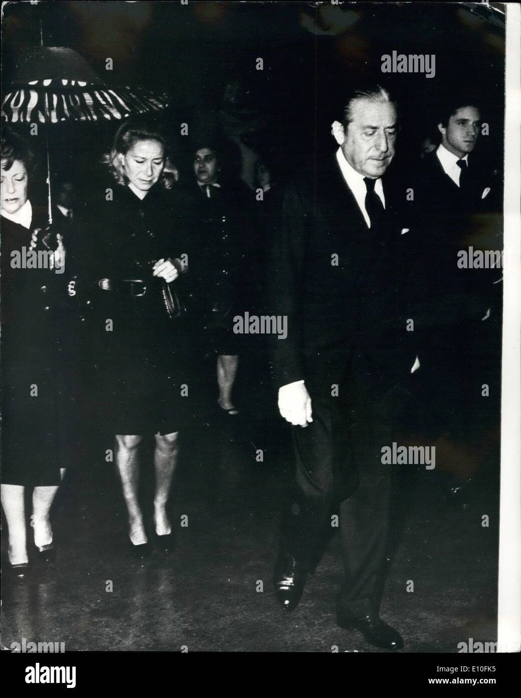 Vintage Photo Of Stavros Spyros Niarchos And Wife Athina Livanos Crying