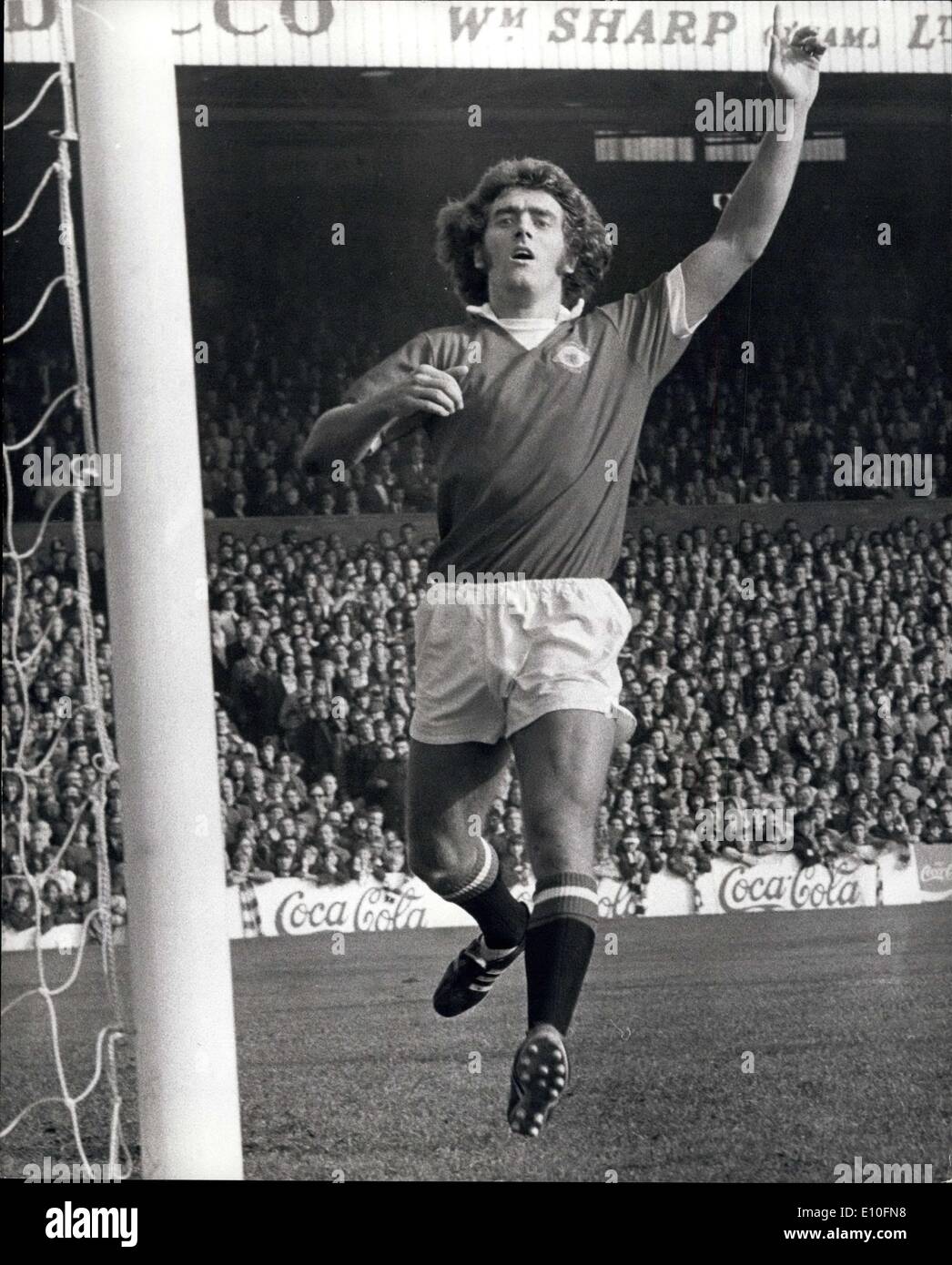 Ted macdougall hires stock photography and images Alamy