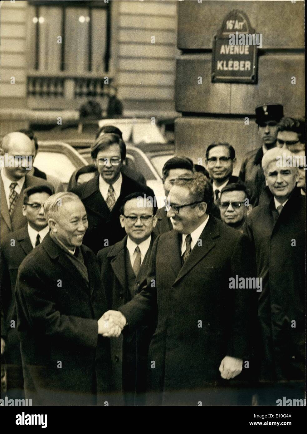 Jan. 01, 1973 - Peace At Last?: Photo shows. Nixon's adviser Henry Kissinger (right) shakes hands with Le Duc Tho after peace talks were resumed in the avenue Kleber this morning. Stock Photo