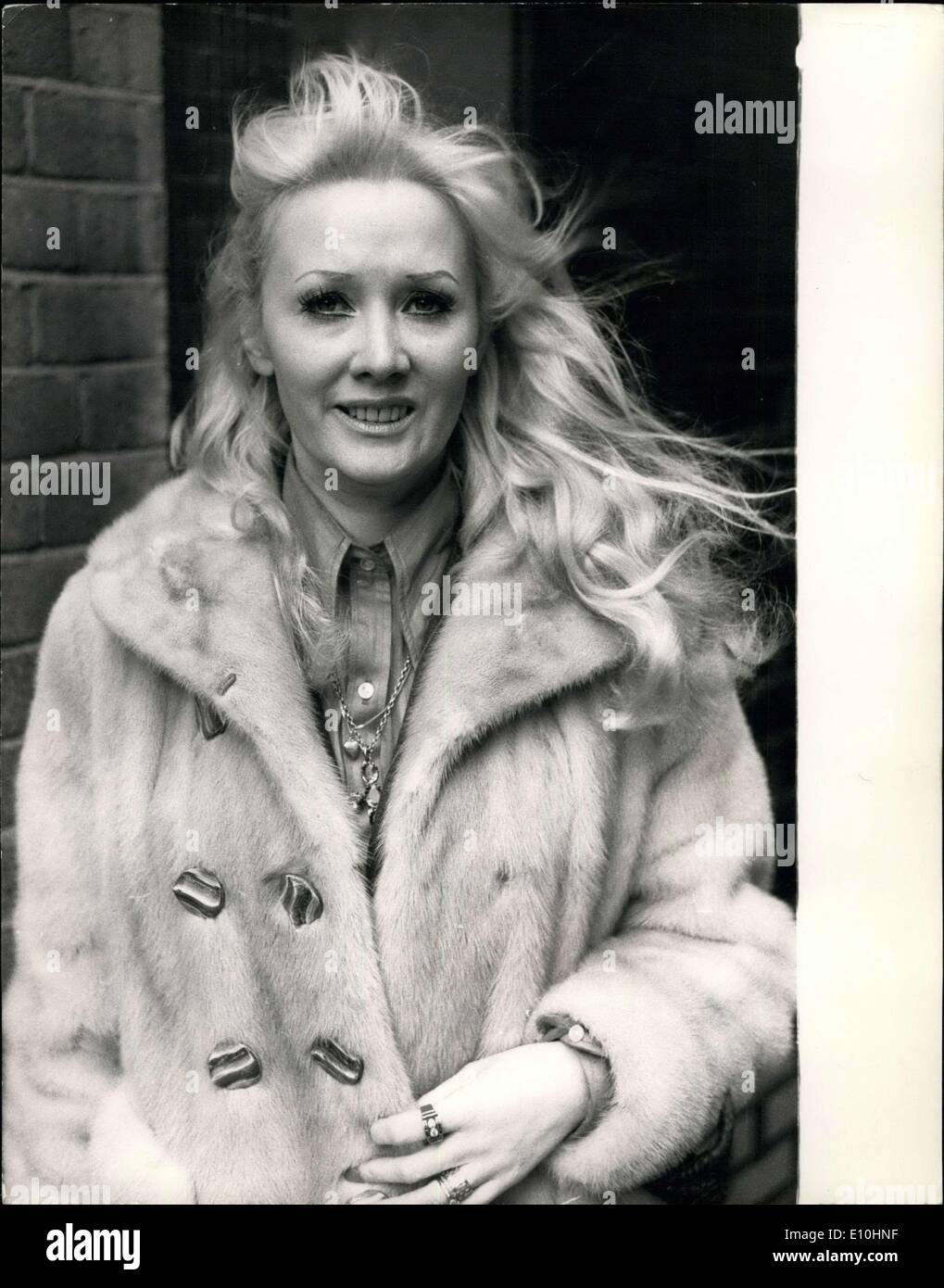 Feb. 12, 1973 - Janie Jones Gives Evidence. The case continued at the Old Bailey in which John Dee, songwriter husband of singer Janie Jones, denies entering her home at Camden Hill Rd, Kensington, with intent to cause her grievous bodily harm. Photo Shows:- Janie Jones on her way to the Old Bailey. Stock Photo