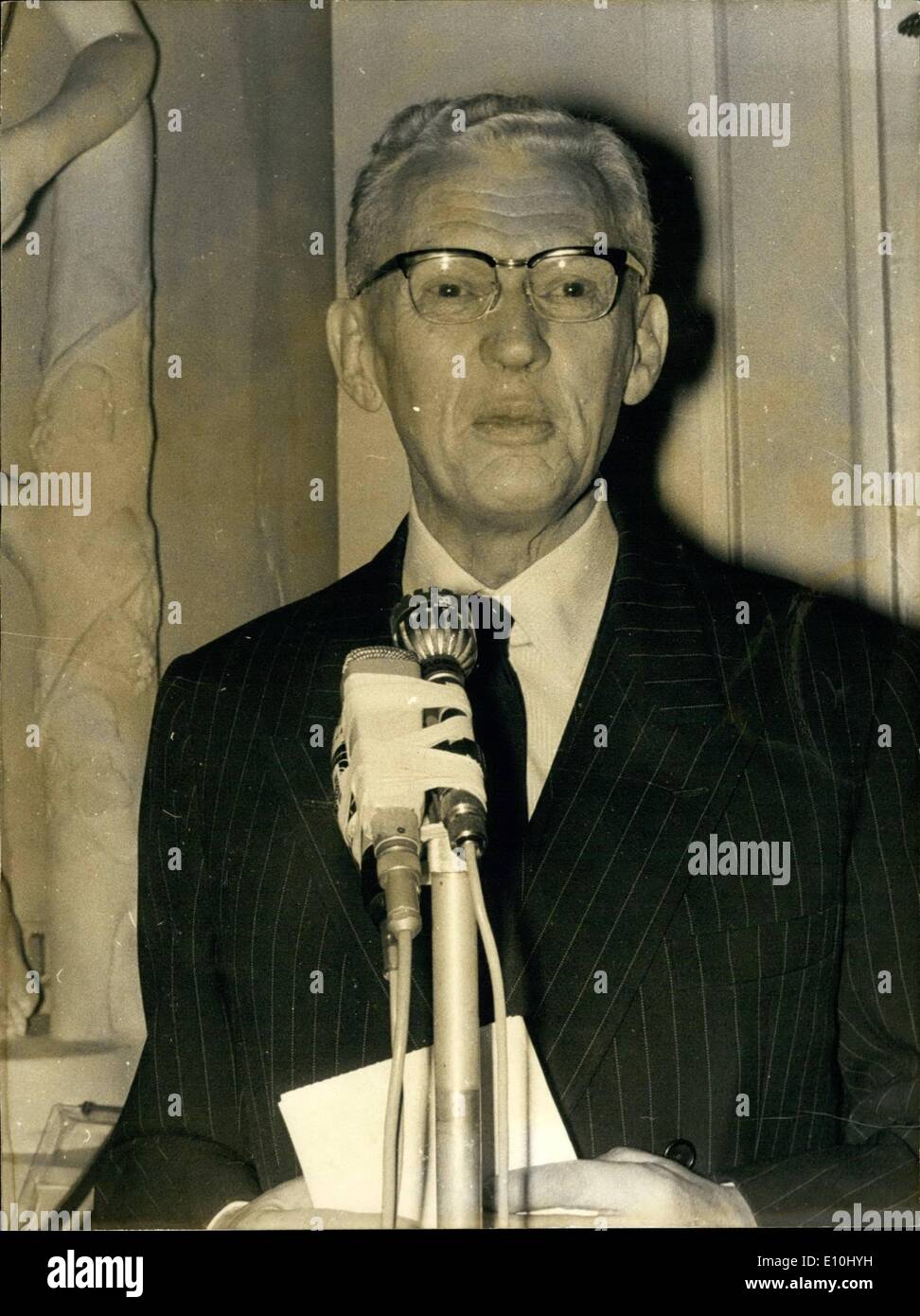 Dec. 12, 1972 - Former P.O. Addresses Youth Union: Photo Shows Former Prime Minister Couve De Murville pictured as he was addressing a meeting of the Union of Youth for progress near Paris today. Stock Photo
