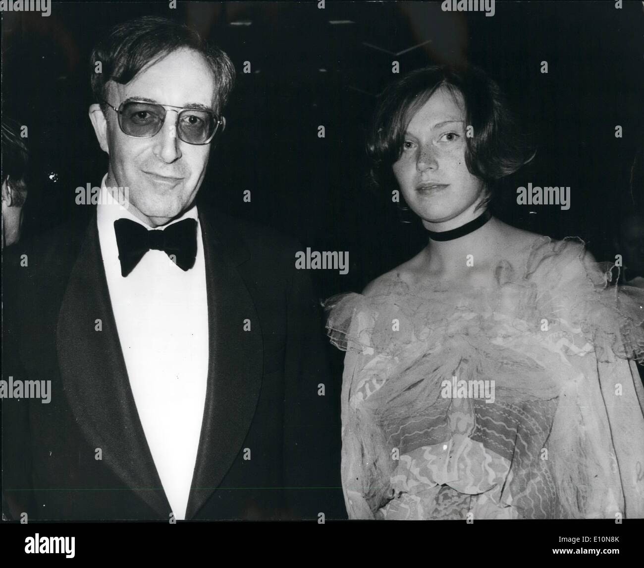 James bond wife hires stock photography and images Alamy