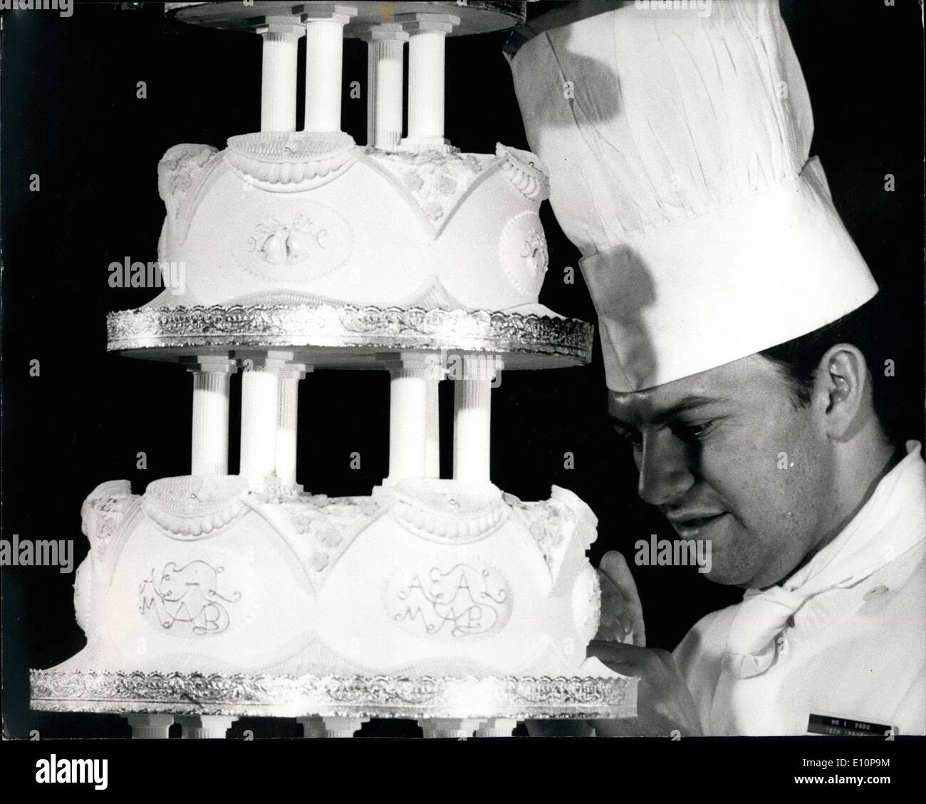 Nov. 11, 1973 - THE ARMY CATERING CORPS AT ALDERSHOT MAKE PRINCESS ANNE'S WEDDING CAKE. The Army Catering Corps at Aldershot have made the official cake for the wedding of PRINCESS ANNE to CAPTAIN MARK PHILLIPS next Wednesday. The honour of designing and making the cake was vested in warrant officer DAVID DODD, who is instructor at the Army School of DODD, who is instructor at the Army School of Catering st Aldershot. It is a 5-tier cake, standing 5-foot, 8 inches high, has a 22-inch diameter base and weighs approximately 145 lbs Stock Photo