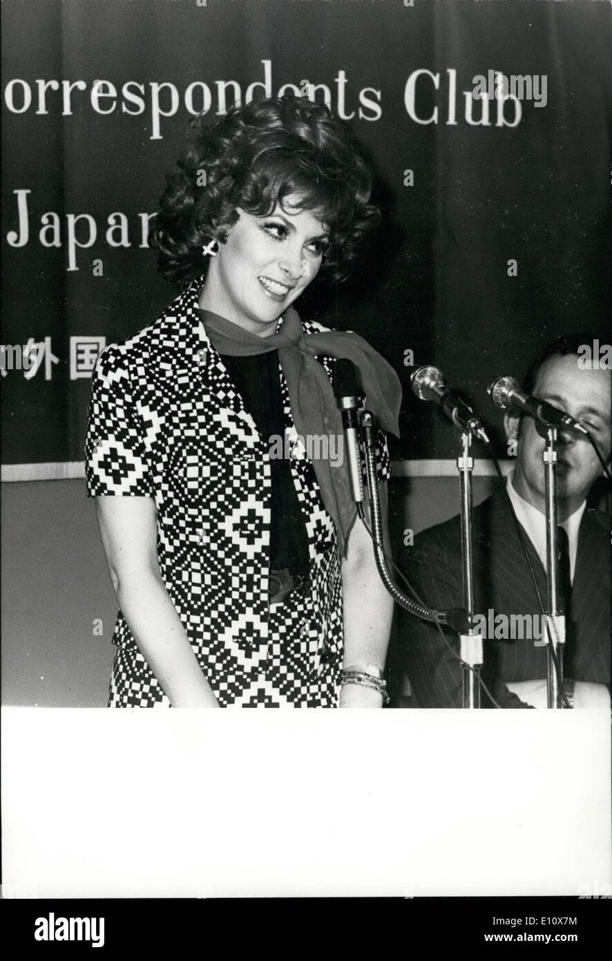 May 05, 1974 - LOLLOBRIGIDA IN TOKYO WITH HER ''ITALIA MIA'' BOOK. Italian movies star Gina Lollobrigida who is currently in Japan to publicize her book of photographs ''Italia Mia'', spoke at the Foreign Correspondents Club of Japan in Tokyo before an audience of 322 journalists and their guests. In her speech she said she ''tried to capture the poetry of life and the spirit of Italy and the Italian people''. Comparing the Italian ubiquitous paparazzi with Japanese photographers she said the Japanese were even worse than the Italia paparazzi...everyone has a camera in Japan she said Stock Photo