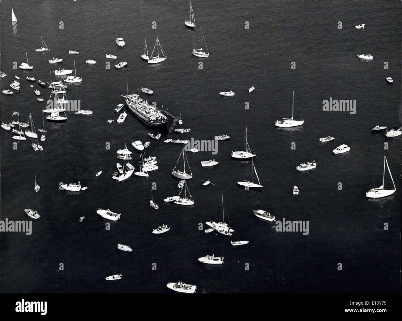 Aug. 29, 1974 - Service on sea: On lake Bodensee near Kesswil in Switzerland boats of three countries, Austria, Germany an Switzerland came lately on a Sunday together for - ''oecumenic'' Serivce. Photo shows the boats coming together to hearMeeting To Commemorate Warsaw Ghetto Uprising Stock Photo