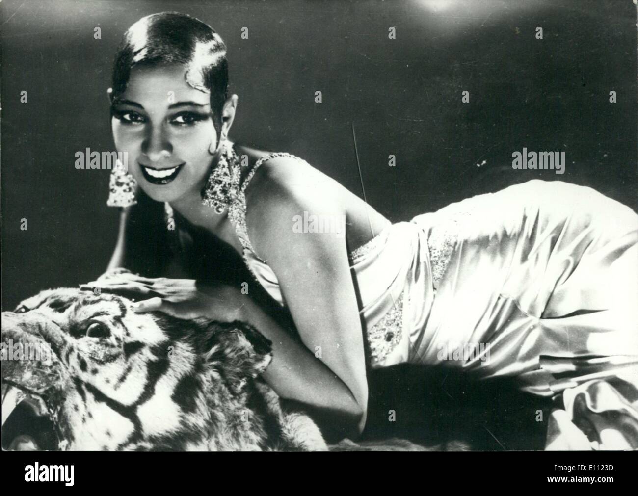 Apr. 12, 1975 - Singer Josephine Baker in ''ethnic Revue' Stock Photo