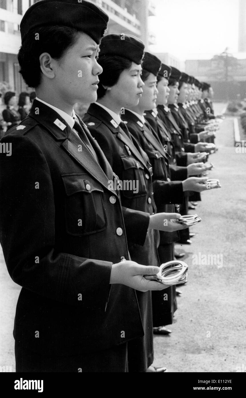 1975 japan hires stock photography and images Alamy