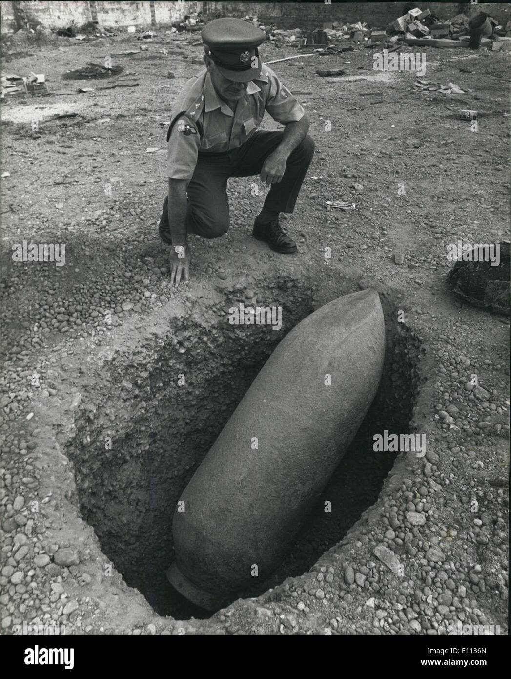 Unexploded bomb historic hires stock photography and images Alamy