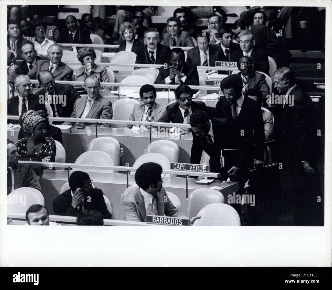 Sep. 16, 1975 - (GA:30:IN) General Assembly Opens Thirteenth Regular Session Admits Three States to United Nations Membership. UN 128946 United Nations, New York, 16 September 1975. The General Assembly , opening its thirteenth regular session this afternoon, elected Gaston Thorn, Prime Minister and Foreign Minister of Lucenboug, as its President, and admitted three new Member States to the United Nations: Cape Verde, Seo Tome and Principe, and Mozambique, The Organization now has 141 members Stock Photo