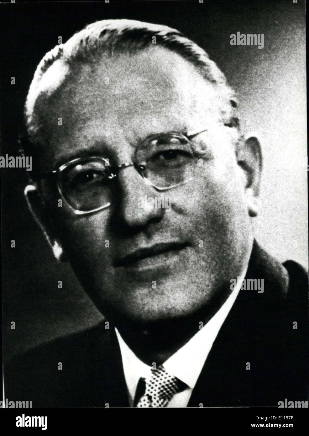 Aug. 09, 1975 - Chairman Jann of Hoffmann - La Roche: Mr. Adolf W. Jann, chairman of the swiss pharma-multi Hoffmann-La Roche in Basle. Stock Photo