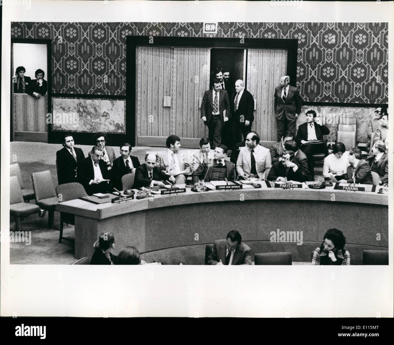 Palestinian organization hi-res stock photography and images - Alamy