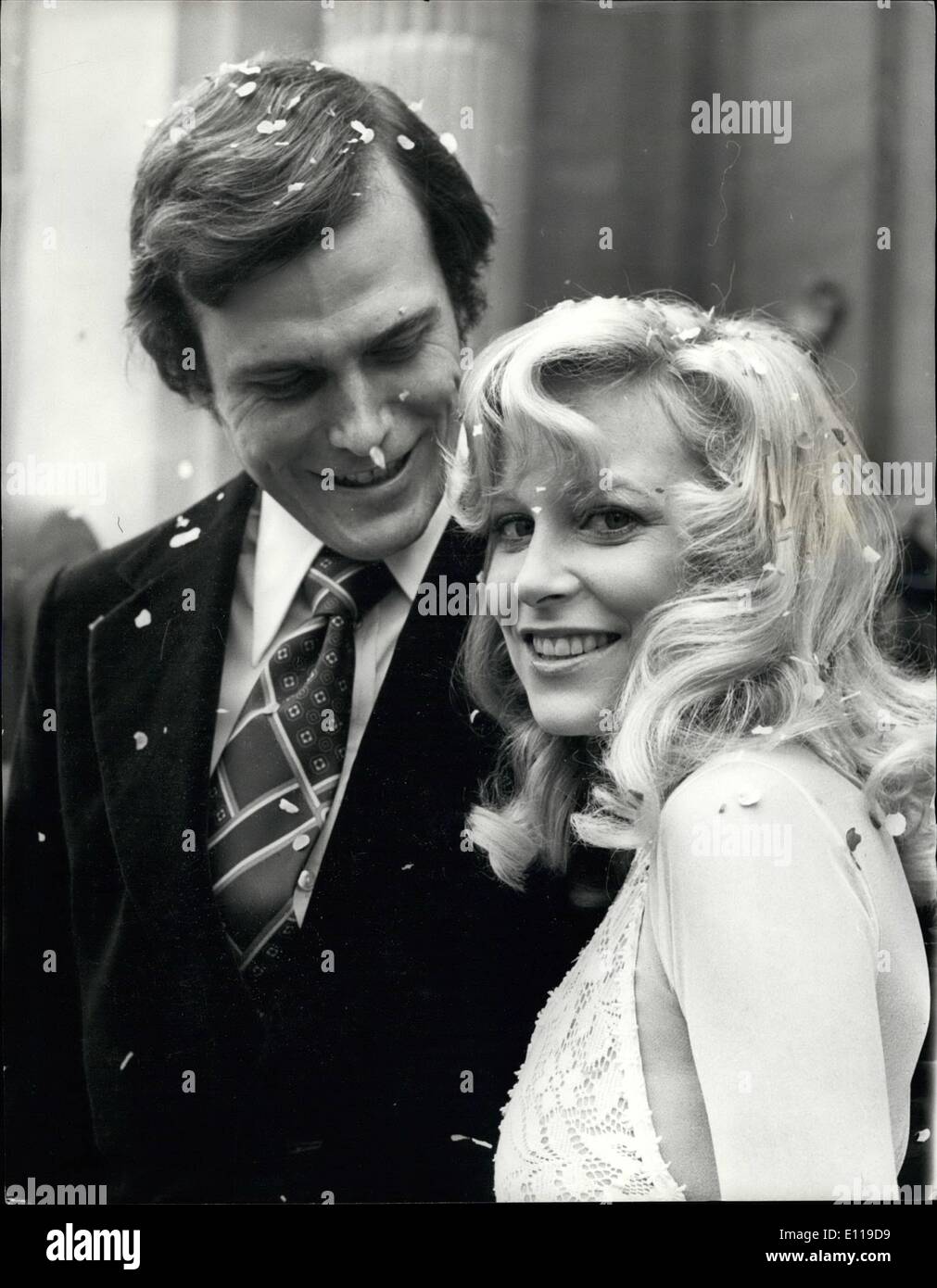 May 01, 1976 - May 1st, 1976 Model Felicity Devonshire today was married at Marylebone Registrar Office to American Lawyer Thomas Devonshire Griffin. Photo Shows: A happy bride and groom at Marylebone Registrar Office, Felicity and Thomas after their wedding today. Stock Photo