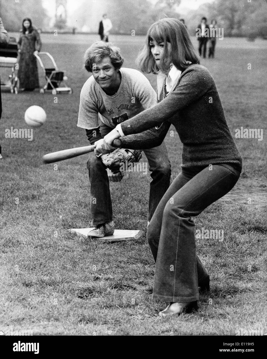 Glenda jackson and segal hires stock photography and images Alamy