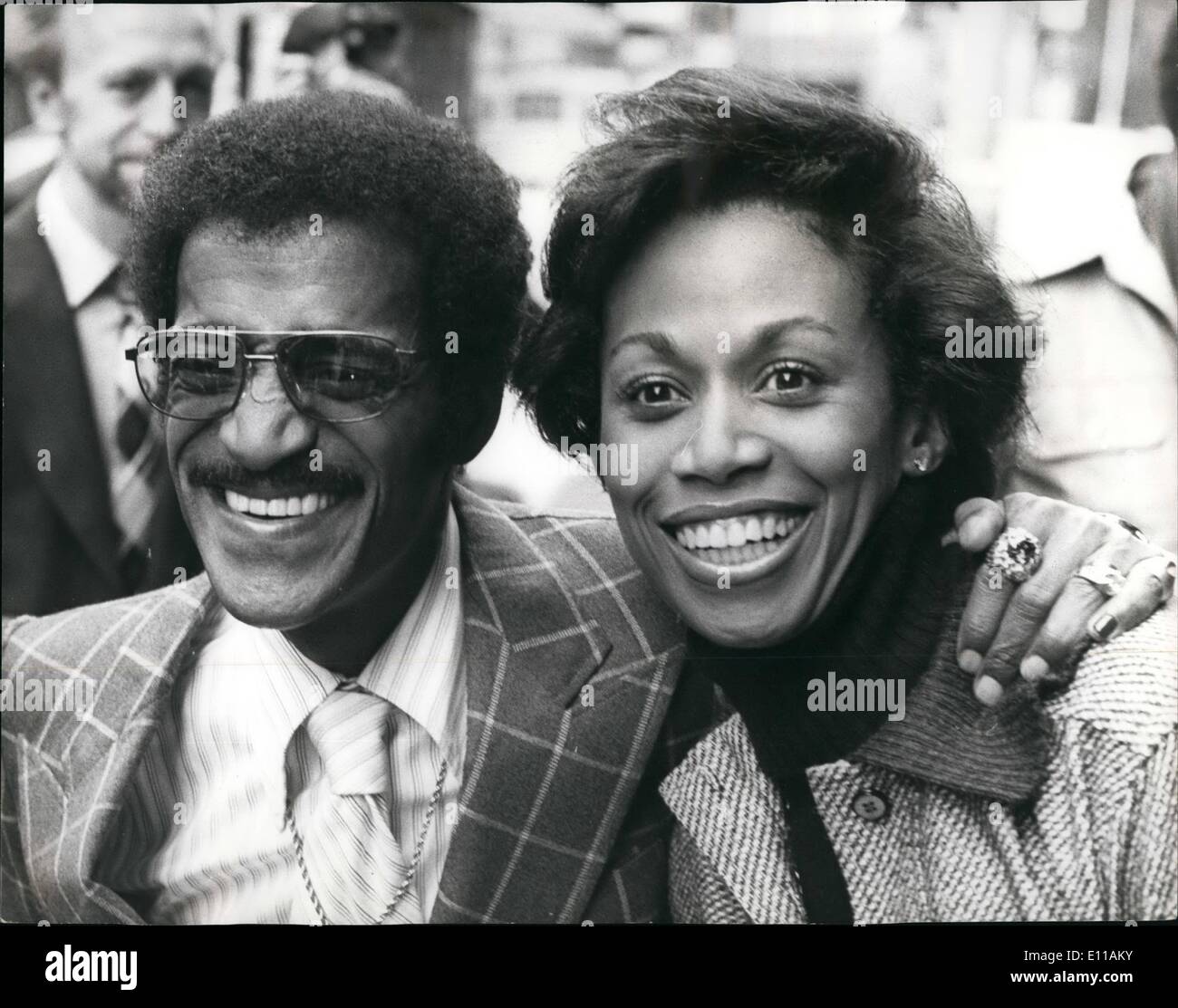Dancing 1976 hi-res stock photography and images - Alamy