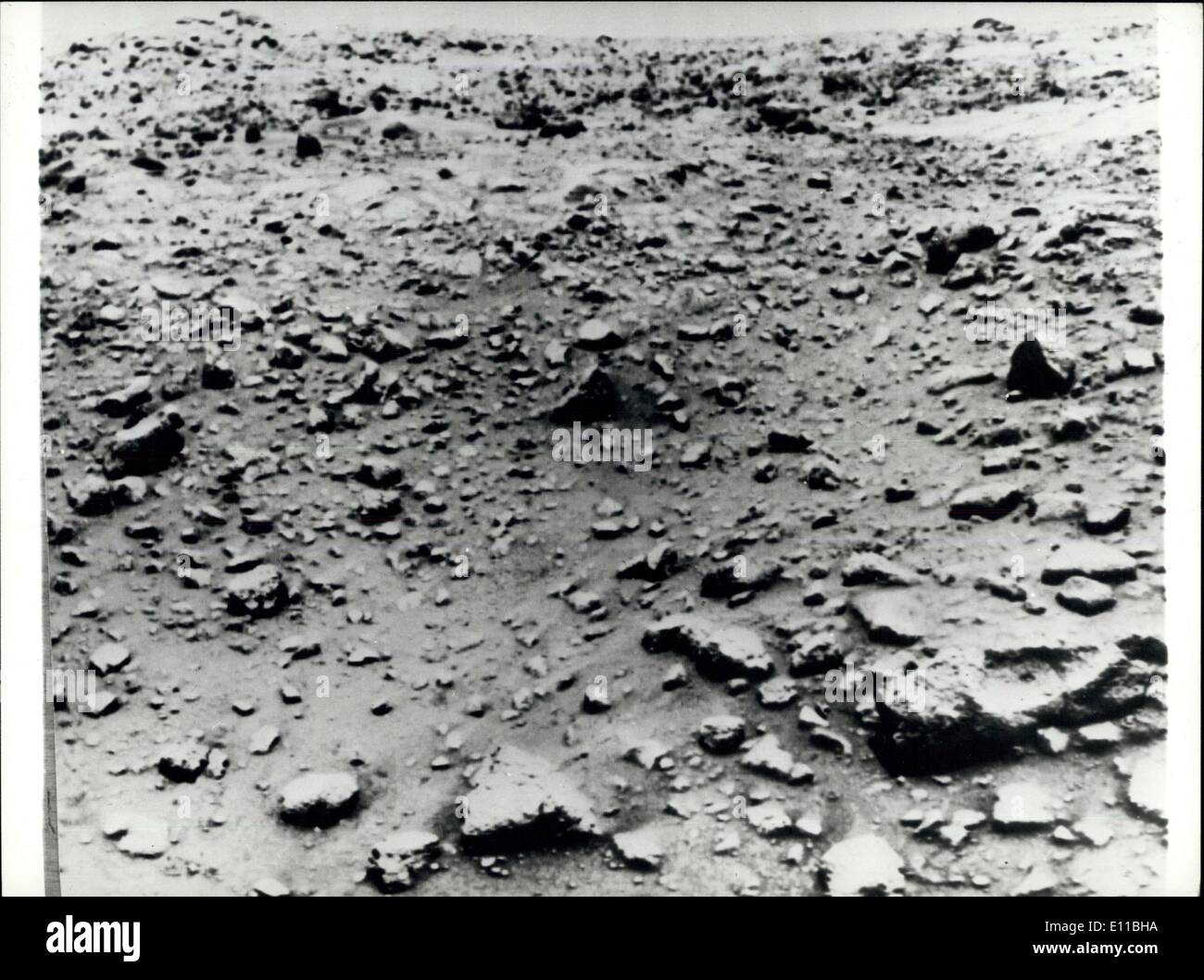 Jul. 27, 1976 - First Pictures Of The Red Planet Mars: NASA released this first picture taken on the surface of Mars by Viking 1 which shows the Martian soil consists mainly of reddish fine grained material strewn with rocks and boulders. This trip took Viking l 11 months to cross the 200 million miles of space. Stock Photo