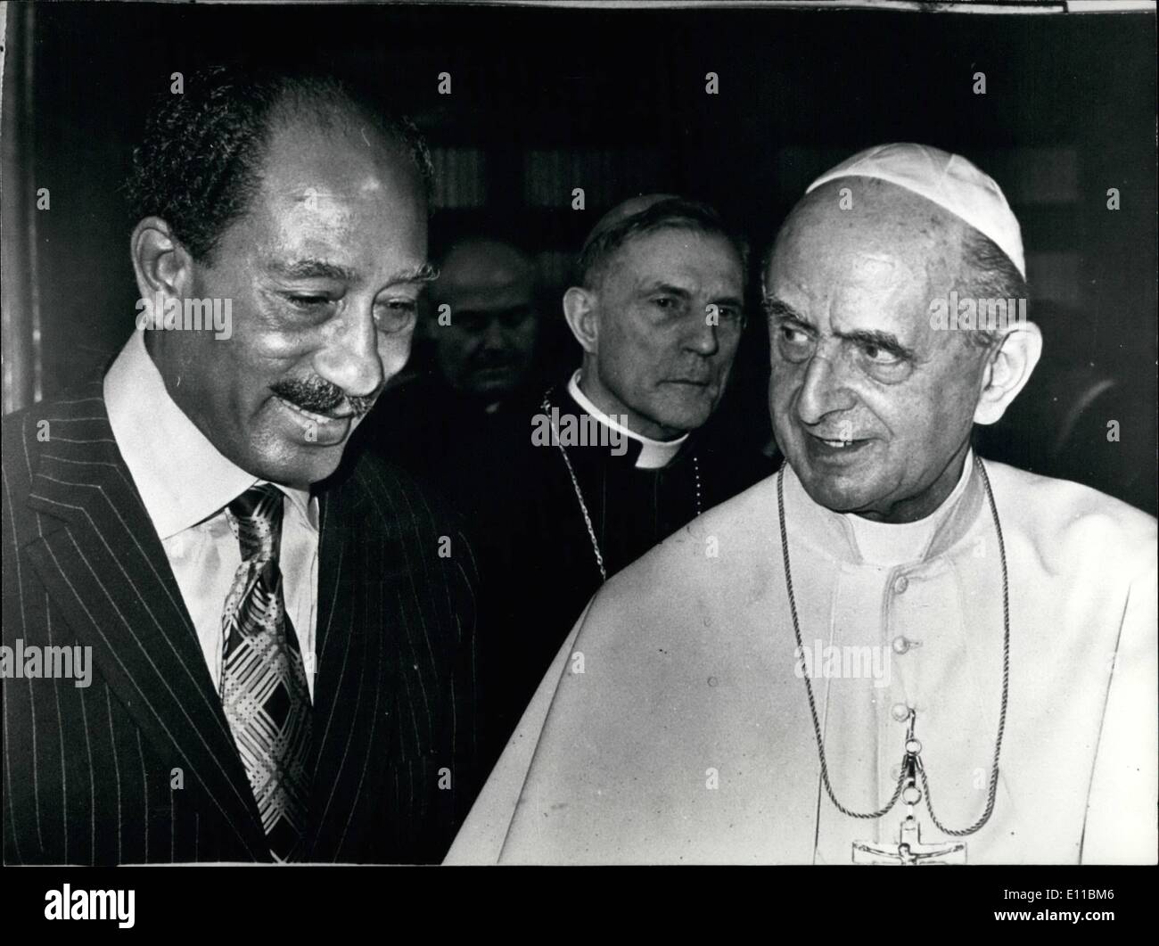 Aug. 08, 1976 - Vatican 8.4.76: Pope Paul VI received in private audience the Egypt President Anwar El Sadat who was accompanied by his wife. Stock Photo