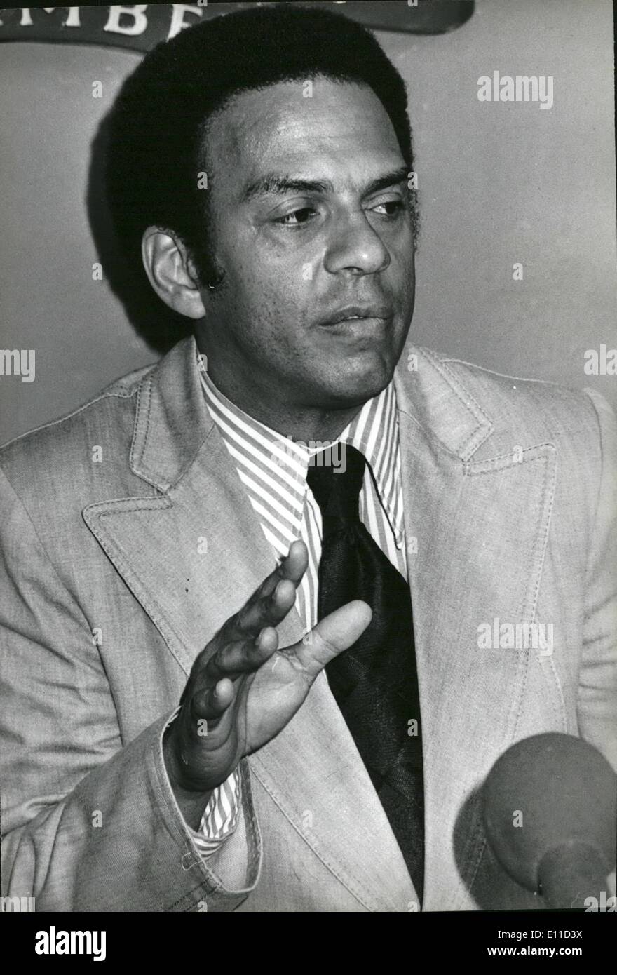 Feb. 02, 1977 - Mr. Andrew Young, the united states ambassador to the UN pictured here in Kenya during his trip in Feb 1977. Stock Photo