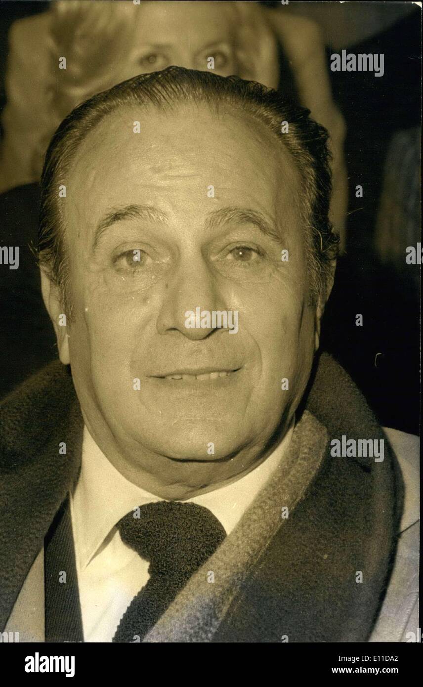 1977 portrait of tino rossi hires stock photography and images Alamy