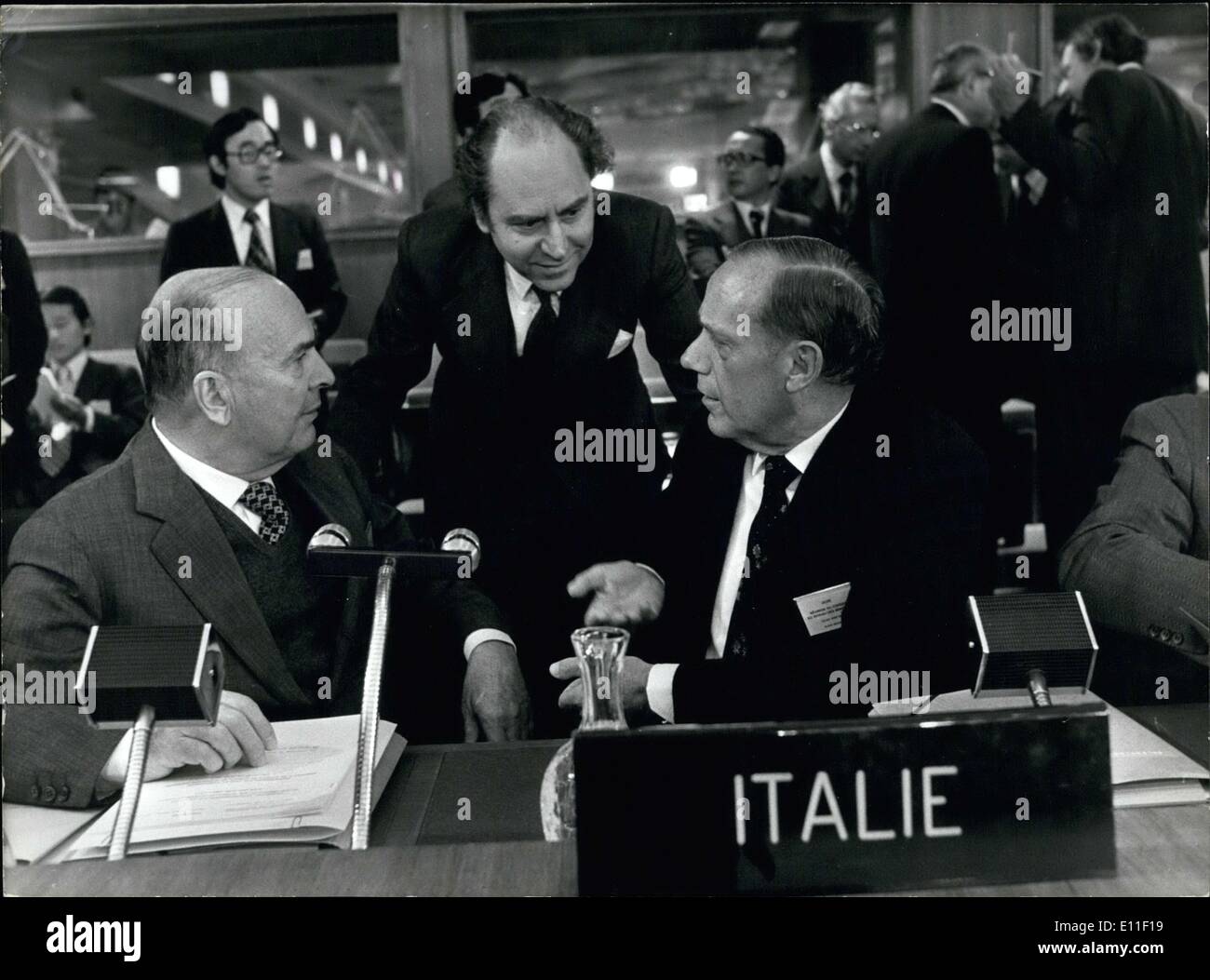 Jun. 24, 1977 - Manzini and Lucian Conti at O.E.C.D. Meeting in Paris Stock Photo