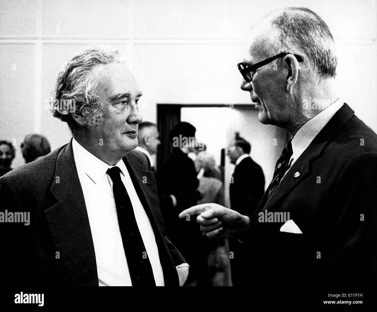 Jun 27, 1977; Lindau, Germany; Our picture shows Count and President of the 27th Lindau Meeting of Nobel Prize Winners which began on Monday in Lindau in the Lake Kontanz, LENNART BERNADOTTE (R) with Nobel Prize Winner SIR DEREK BARTON of Great Britain. Stock Photo