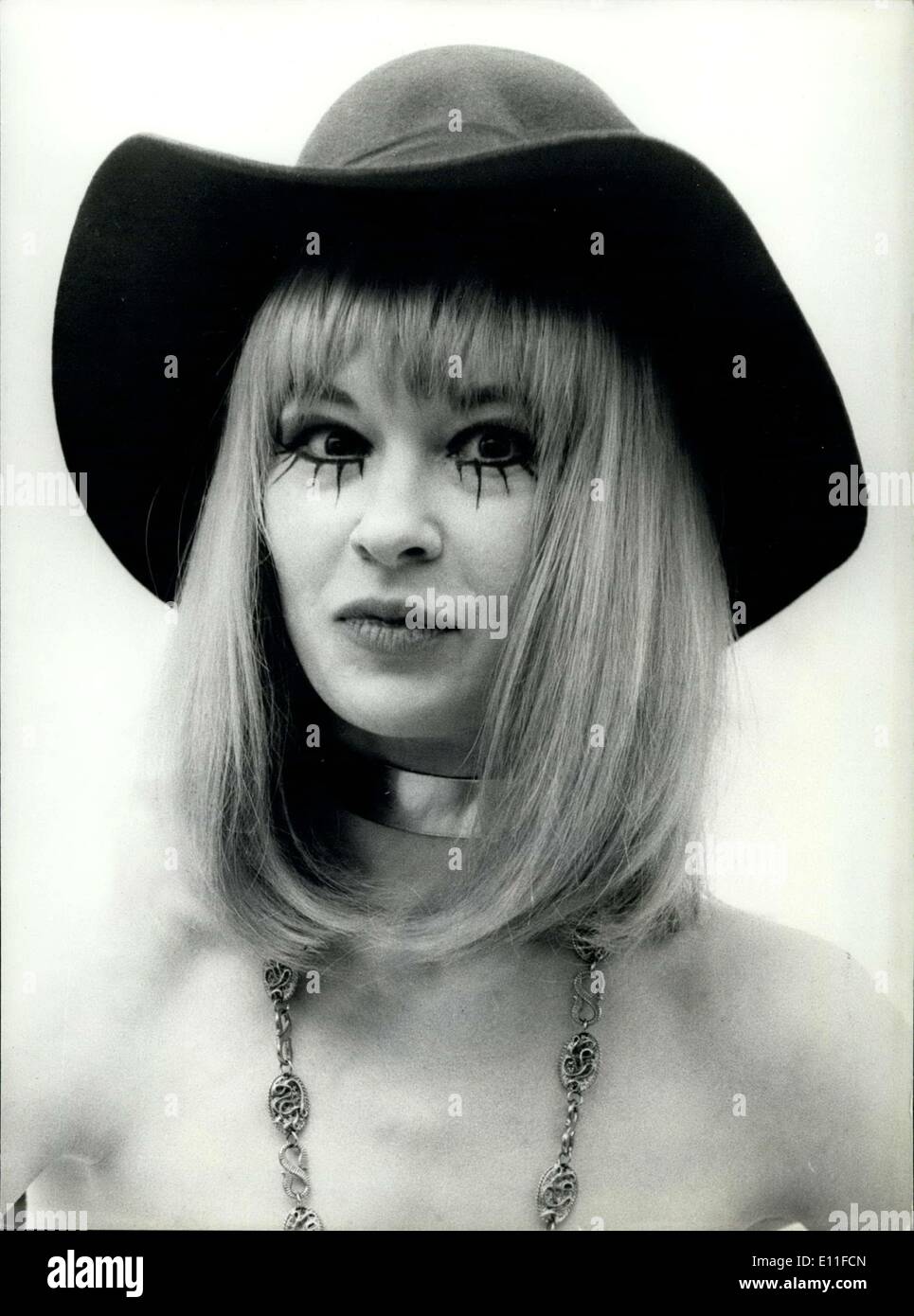 Oct. 13, 1977 Mystery Girl Henrietta Chapman Or Mariella Novotny? A