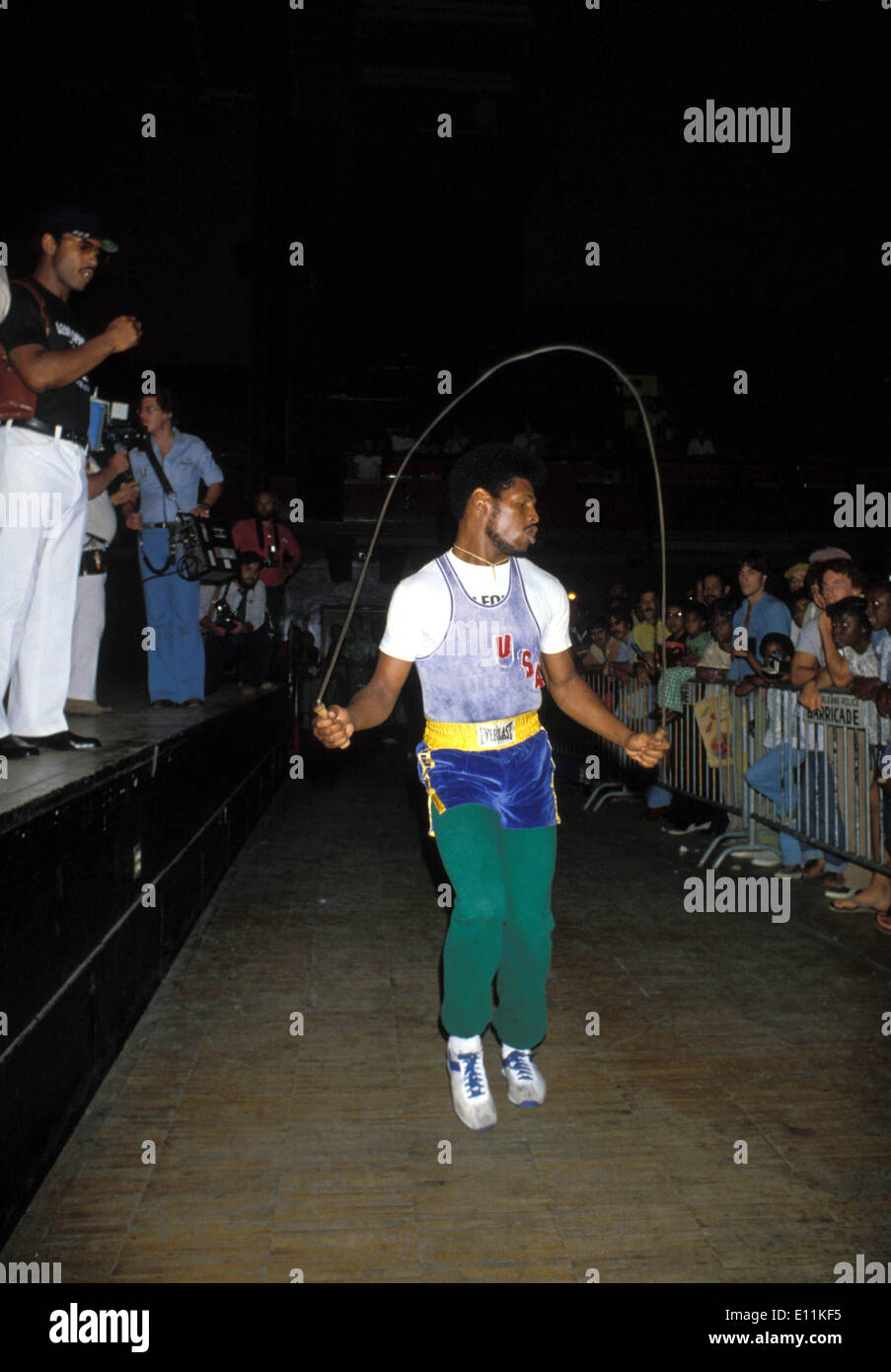 Sep 15, 1978; New Orleans, LA, USA; Heavyweight boxer LEON SPINKS warms up before the fight to defend his world champion title that he won in split decision over MUHAMMAD ALI seven months ago in February 1978. During this fight ALI wins the title for a record third time.. (Credit Image: KEYSTONE Pictures USA/ZUMAPRESS.com) Stock Photo