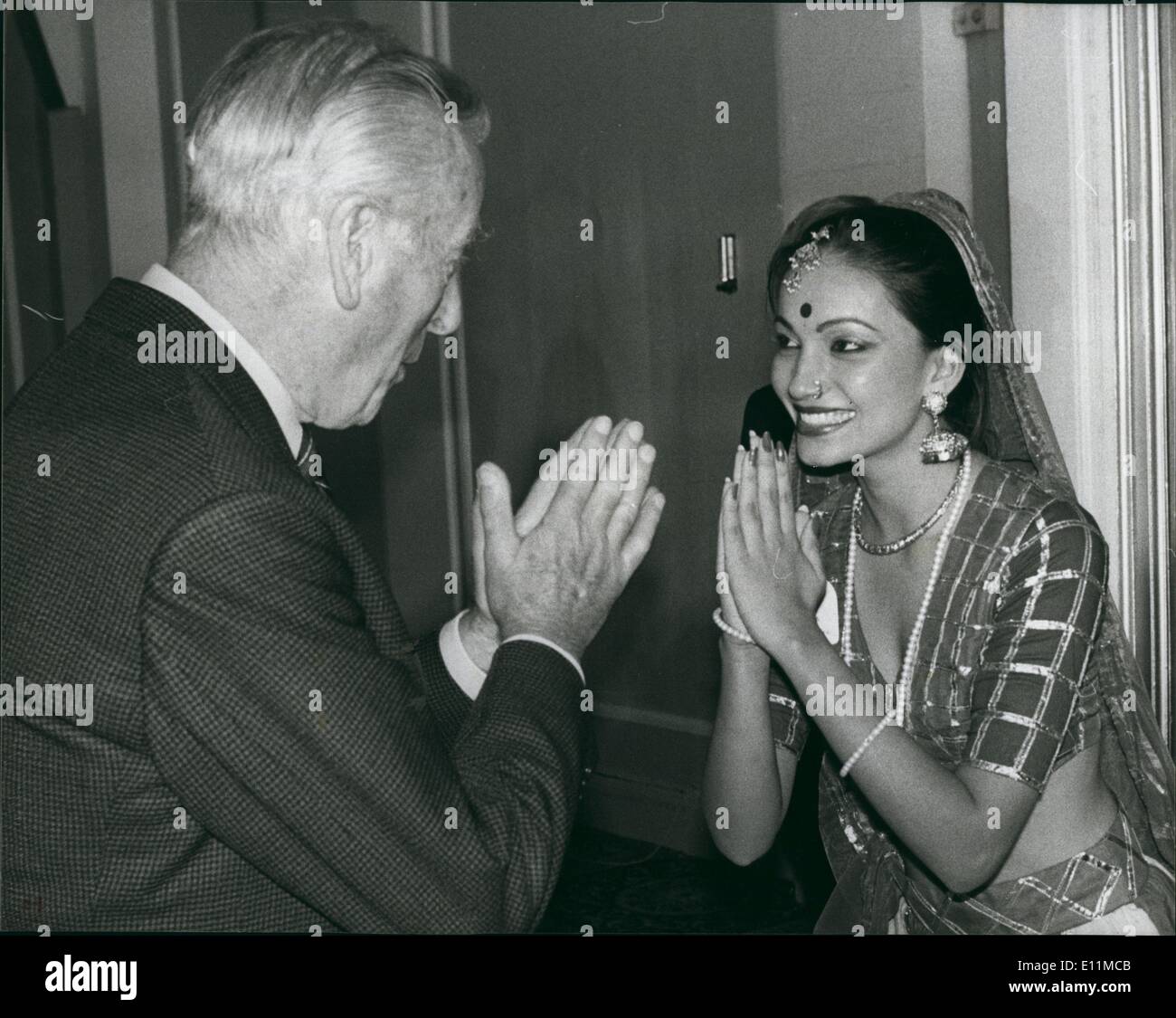 Nov. 11, 1978 - Miss India Greets Lord Mountbatten: The Variety Club of Great Britain were the hosts to the 1978-79 Miss World Beauty contests finalists at a luncheon at Grosvenor House, Park Lane, today Photo shows Earl Mountbatten of Burma, the last Viceroy of India greets Miss India, 21 years old Kalpana Iyar in the traditional way. Stock Photo