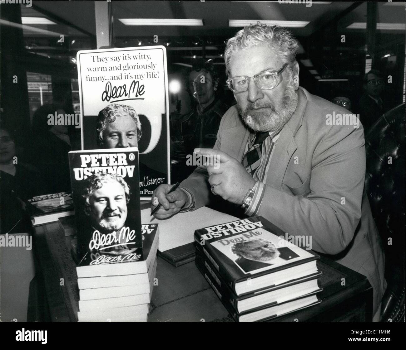 Feb. 09, 1979 - February 9th 1979 Peter Ustinov at Barkers. Actor Peter Ustinov was at Barkers in Kensington High Street today signing copies of his autobiography named Ã¢â‚¬ËœDear Me'. Photo Shows: Ustinov seen signing his book in Barkers today. Stock Photo
