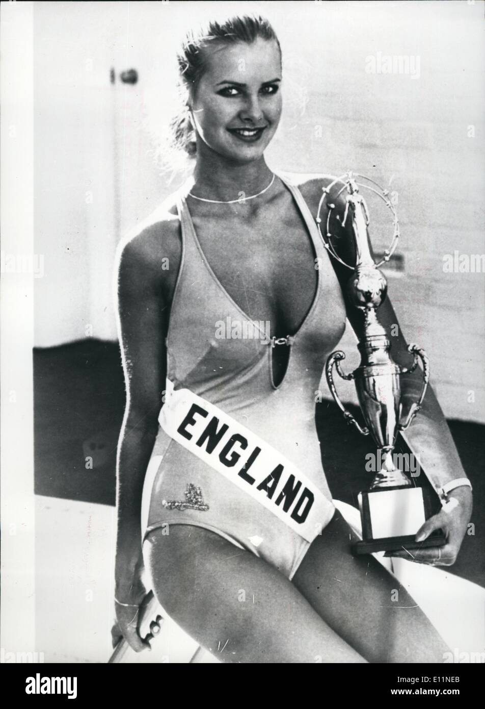 Jul. 07, 1979 - Miss England Clicks With The Photographers: Miss England, 18-year old Carolyn Seaward, who is in Perth, Australia, for the Miss Universe Contest, to be held this week - is a hit with the press photographers covering the event - They have voted her their own award - Miss Photogenic, 1979. Photo shows Miss England, Carolyn Seaward, pictured with her trophy after she was named Miss Photogenic by Press Photographers attending the Miss Universe contest in Perth, Australia. Stock Photo