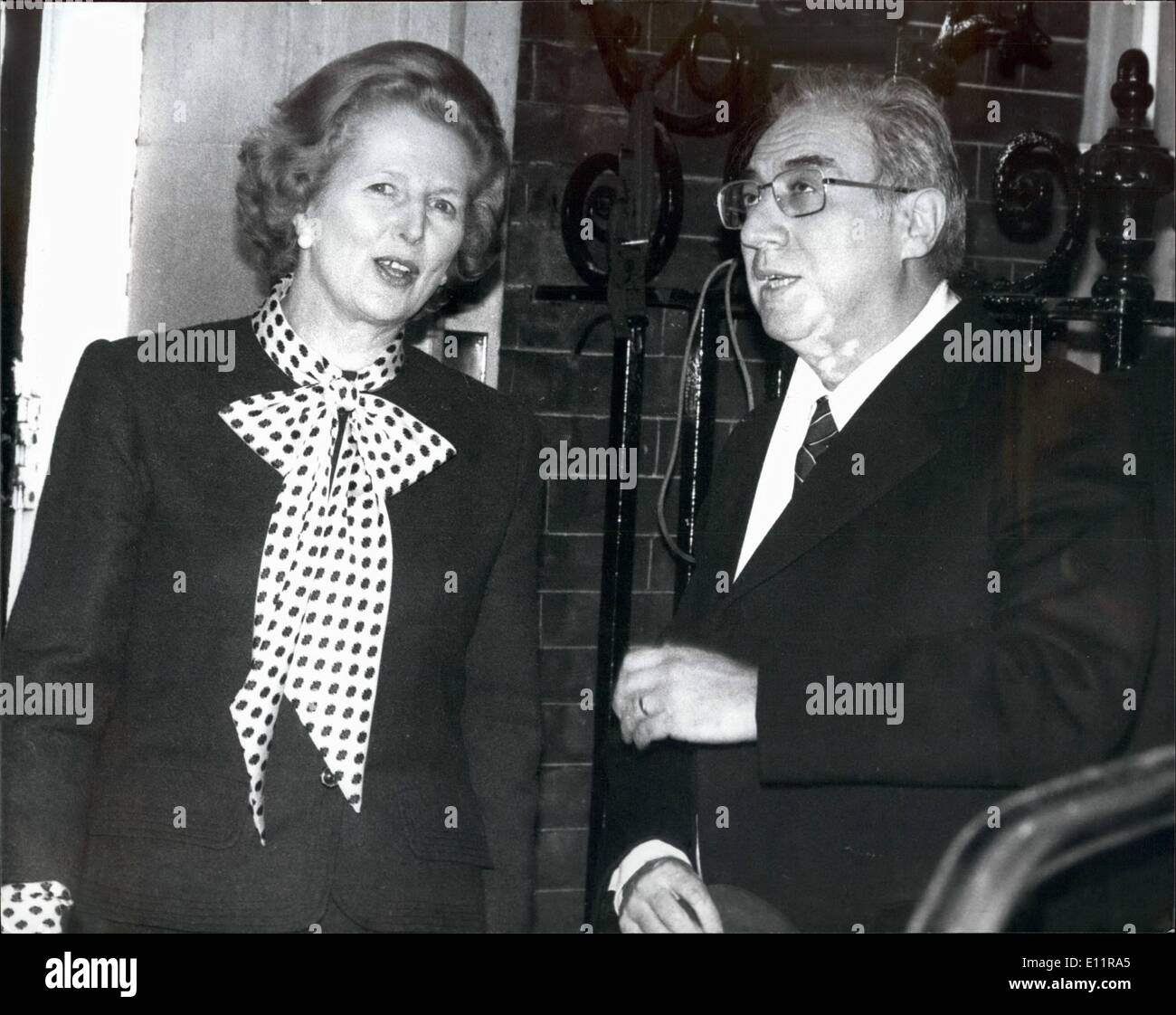 Jan. 01, 1980 - Italian Prime Minister Calls On Mrs Thatcher: The Italian Prime Minister Signor Francesco Cossiga, arrived at No 10 Downing Street this evening for talks with Prime Minister Thatcher. The talks are on bilateral, EEC and other international matters. It is a two day visit. Photo shows Mrs Thatcher and Prime Minister Signor Francesco Cossiga of Italy at No 10. this evening. Stock Photo