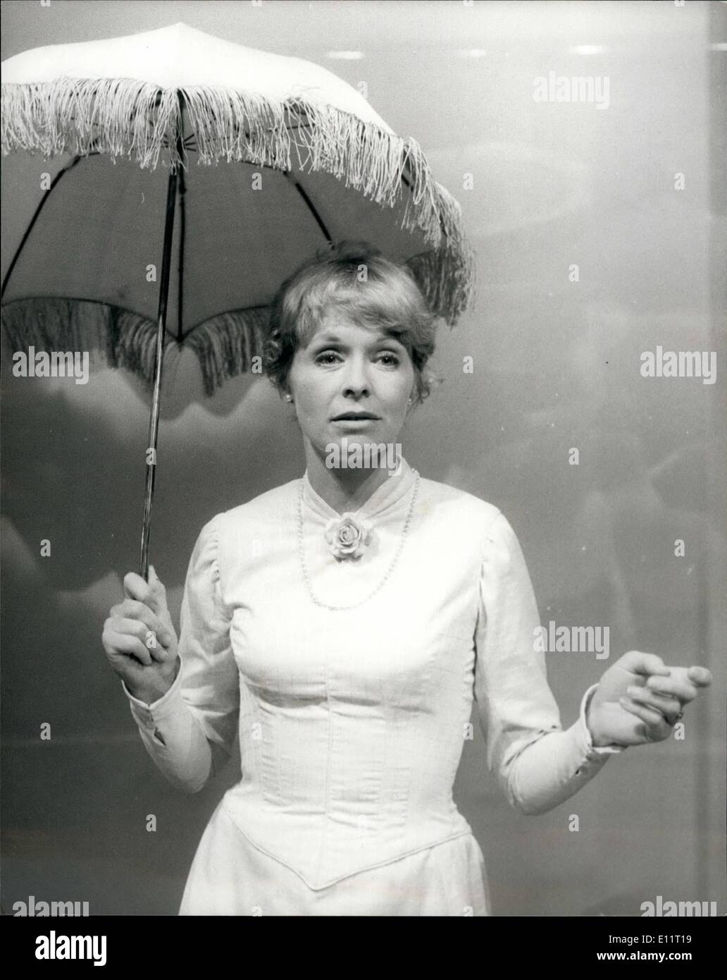 Actress susannah york hi-res stock photography and images - Alamy