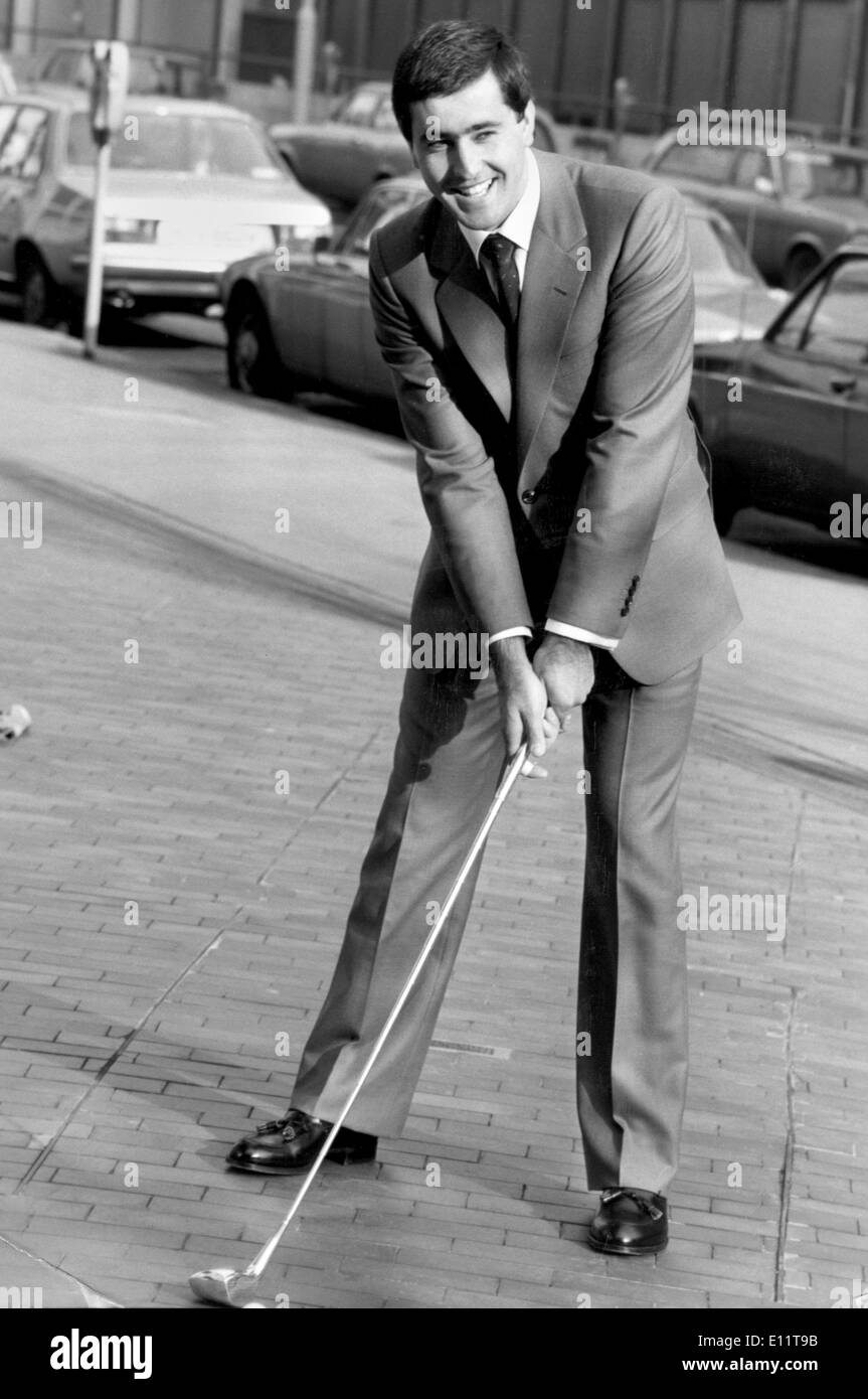 Feb 10, 1980; London, UK; Golfer SEVERIANO BALLESTEROS of Spain after the press conference launching European Ferries Limited top golf and sporting complex in La Manga. Photo shows Severiano with a solid silver golf club.. (Credit Image: KEYSTONE Pictures USA/ZUMAPRESS.com) Stock Photo