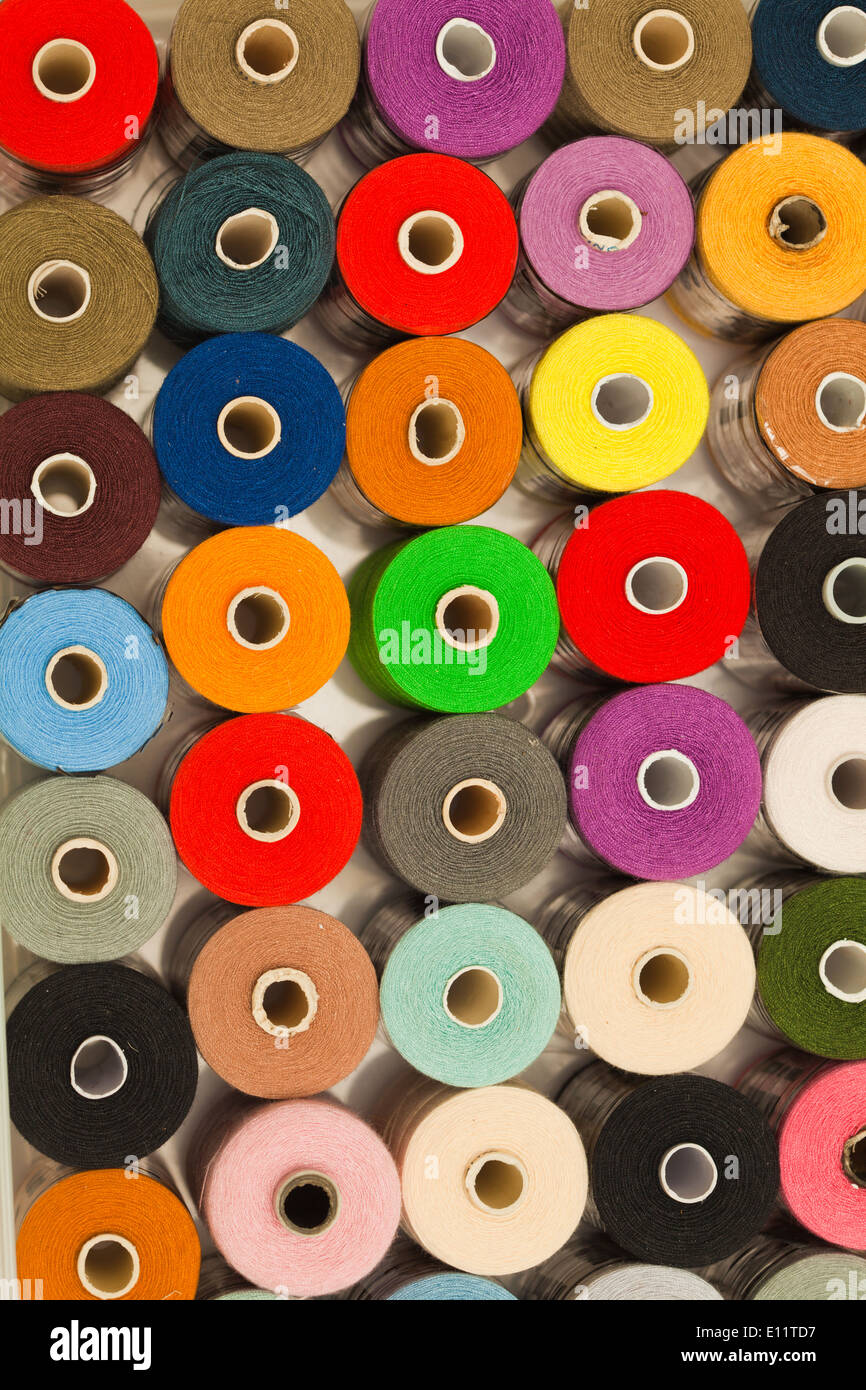 sewing thread regular background Stock Photo - Alamy