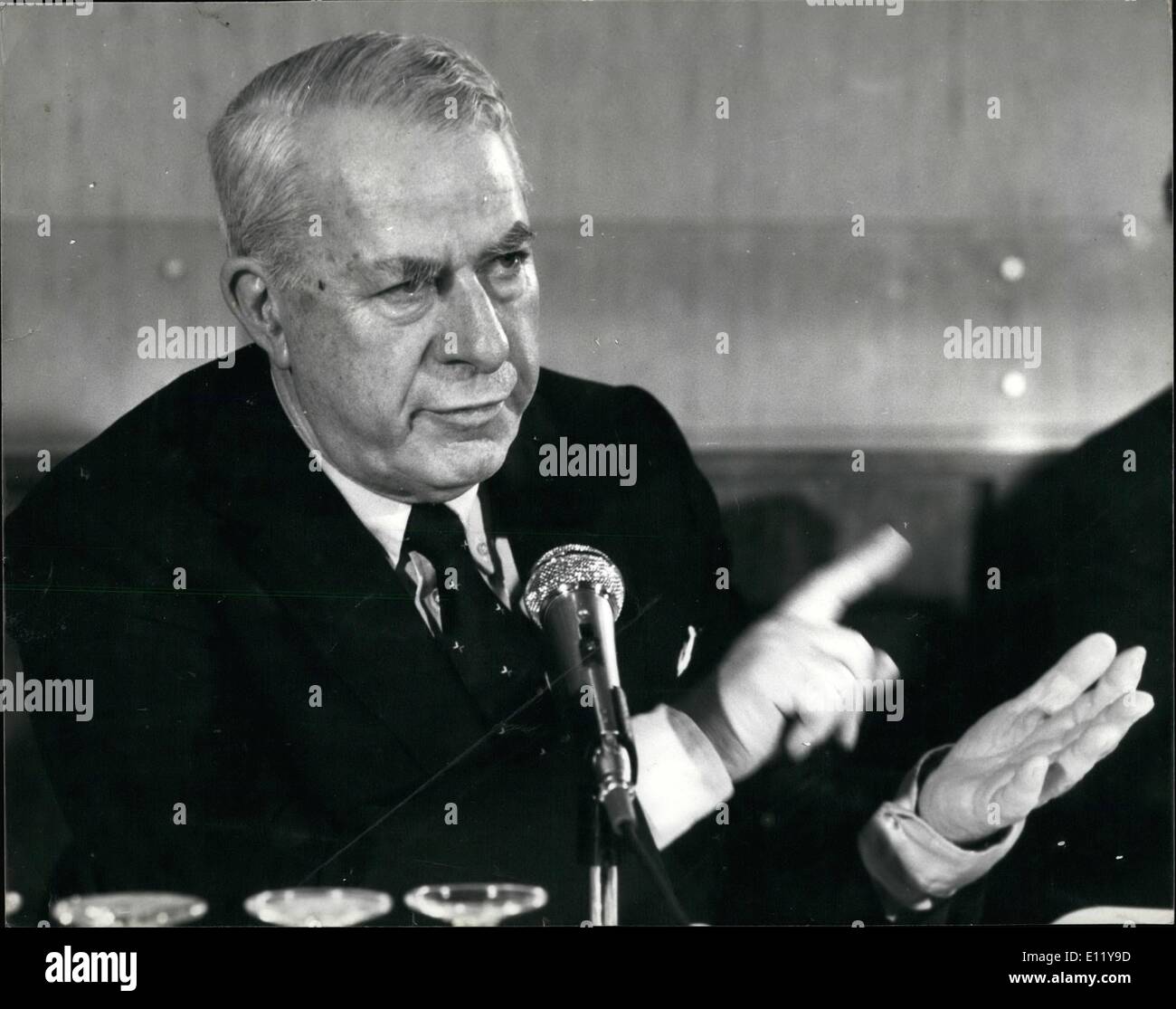 Dec. 12, 1980 - BSC CHAIRMAN IAN MACGREGOR HOLDS PRESS CONFERENCE. At the British Steel Corporation's press conference in London today. The Chairman, Mr Ian Macgregor, said that BSC's Corporate Plan calls for a out in the Corporation's manned liquid steel making capacity from 15 million tonnes to 14,4 million tonnes a year, and a further reduction in personnel of at least 20,000. PHOTO SHOWS: BSC's Chairman Mr Ian MacGregor pictured during his press conference in London today. Stock Photo