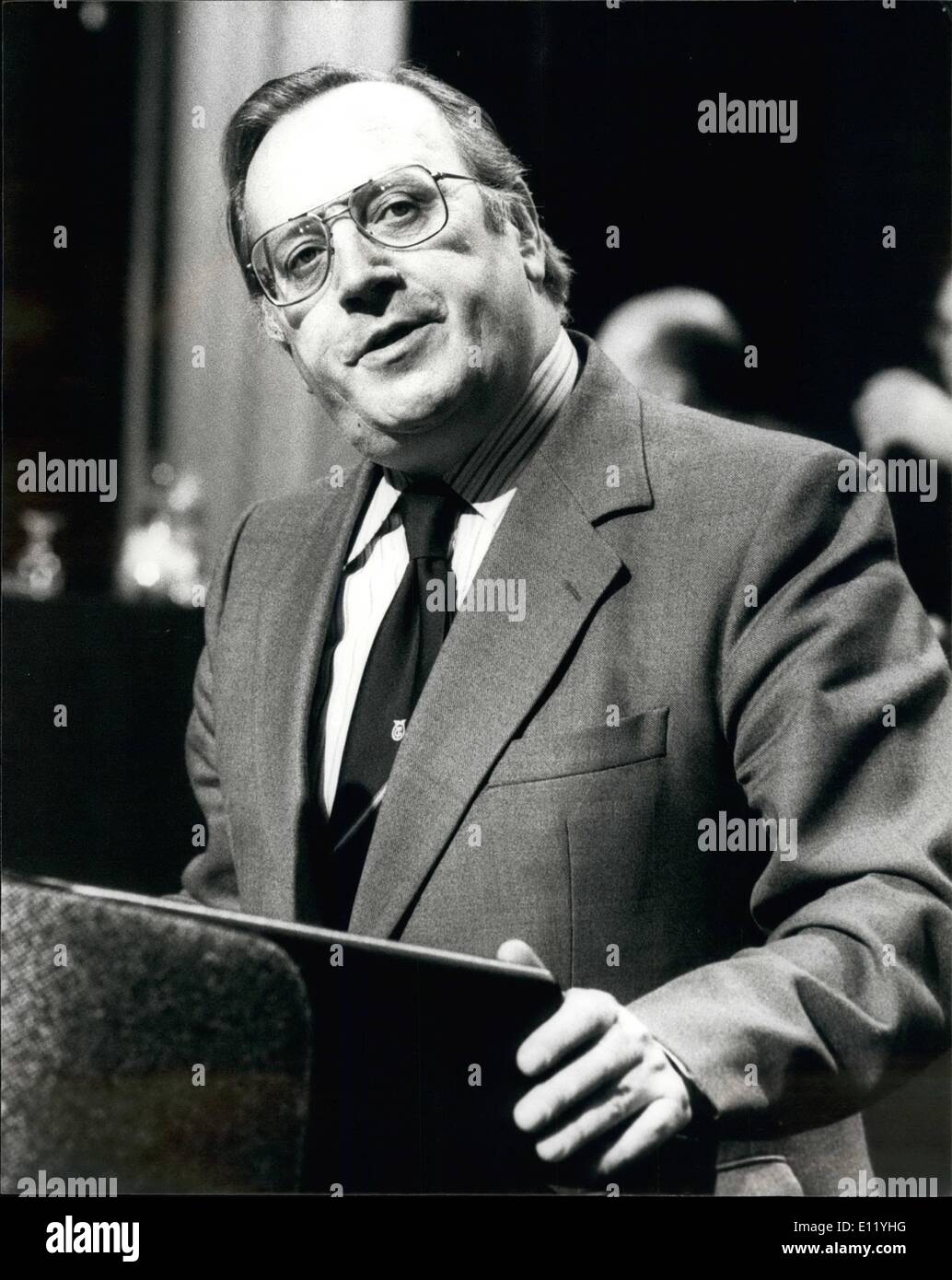 Labours left wins sweeping victory hires stock photography and images