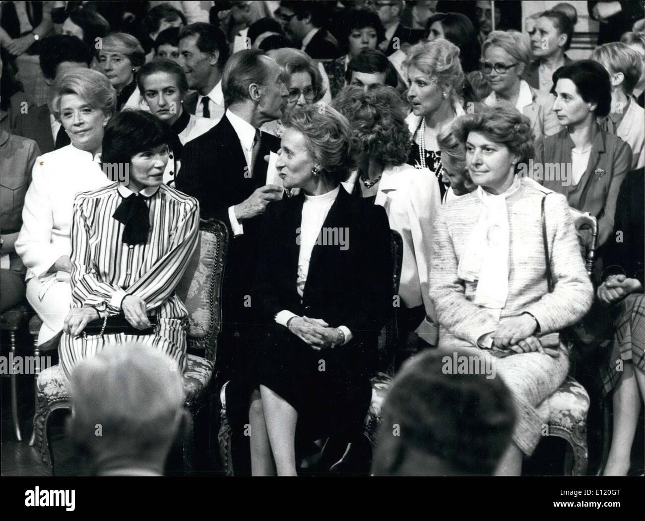 May 22, 1981 - Political wives, left to right: First Lady of France Daniele Mitterand, Bernadette Chirac, wife of the Mayor of Paris, and Mrs. Mauroy, wife of Prime Minister Pierre Mauroy. Stock Photo