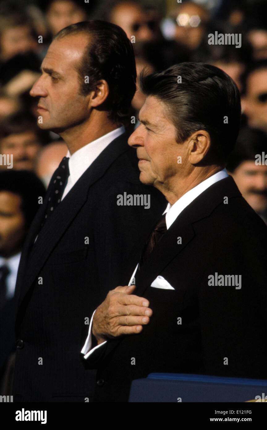 Oct 13, 1981; Washington, DC, USA; REAGAN died of pneumonia JUNE 5, 2004 at home in Bel Air, CA. The 40th U.S. President (1981-89) RONALD WILSON REAGAN (Republican). Nicknamed 'The Great Communicator' and 'Dutch'. Born February 6, 1911, in Tampico, Illinois. Married twice Jane Wyman (Jan 26 1940-48 Divorced) and Nancy Davis (March 4, 1952-Present). Began his career as a sports announcer on radio, then moved to Hollywood and became a movie star. He made over 50 movies as a reliable supporting actor or benign leading man, but his real calling seemed to be in politics Stock Photo