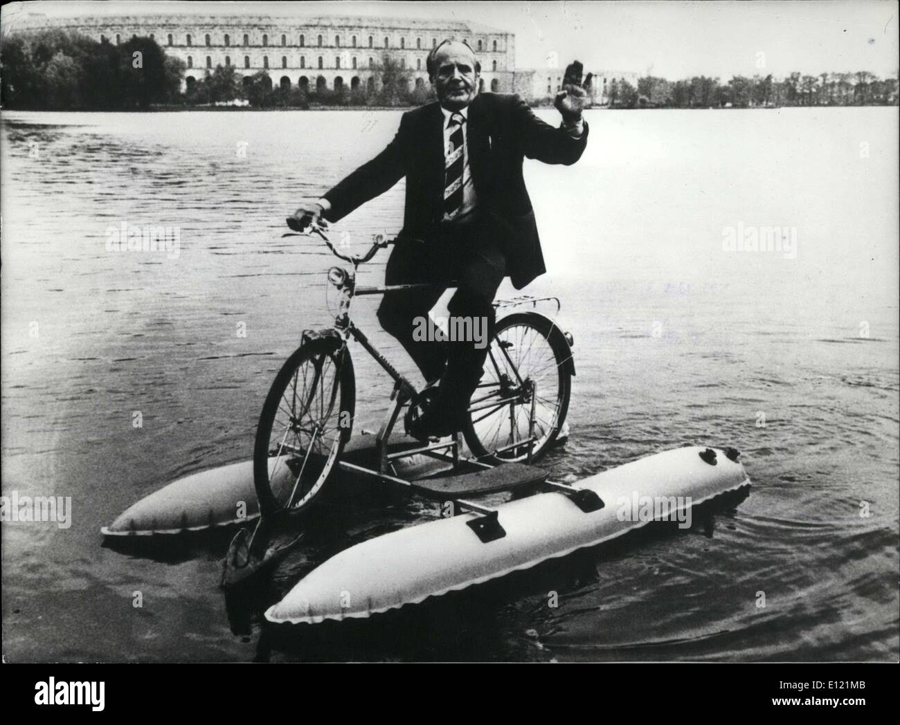 Nov. 27, 1981 - Inventor Horst Zeitler on his ''Pedal Boat' Stock Photo
