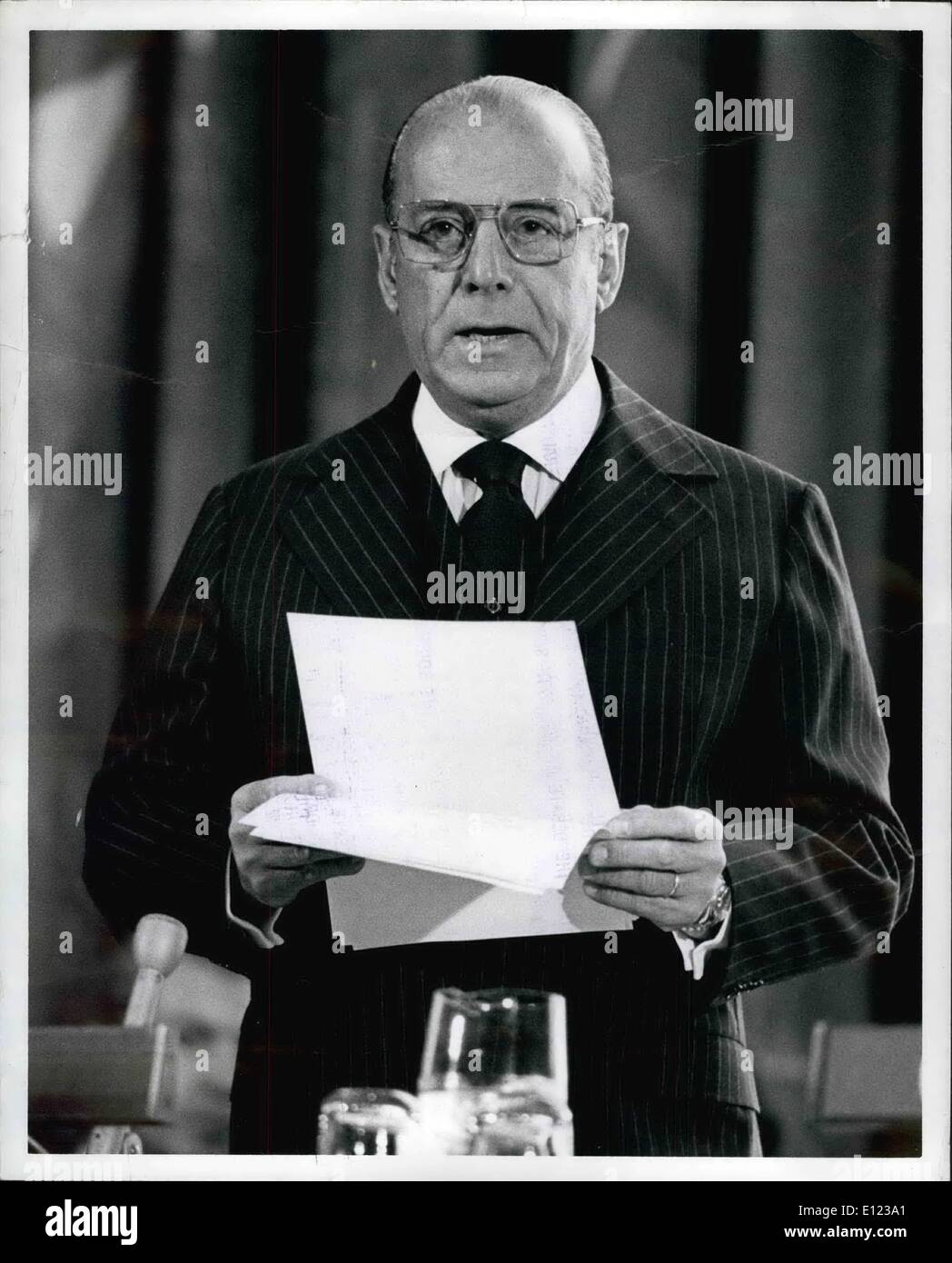 Sep. 09, 1982 - The President of Brazil, Mr. Joao Baptista de Oliveira Figueredo, was first speaker opening the debate of the 37th session of the General Assembly today in New York. Photo Mr. figueiredo speaking to the south American delegations before opening the debate. Stock Photo