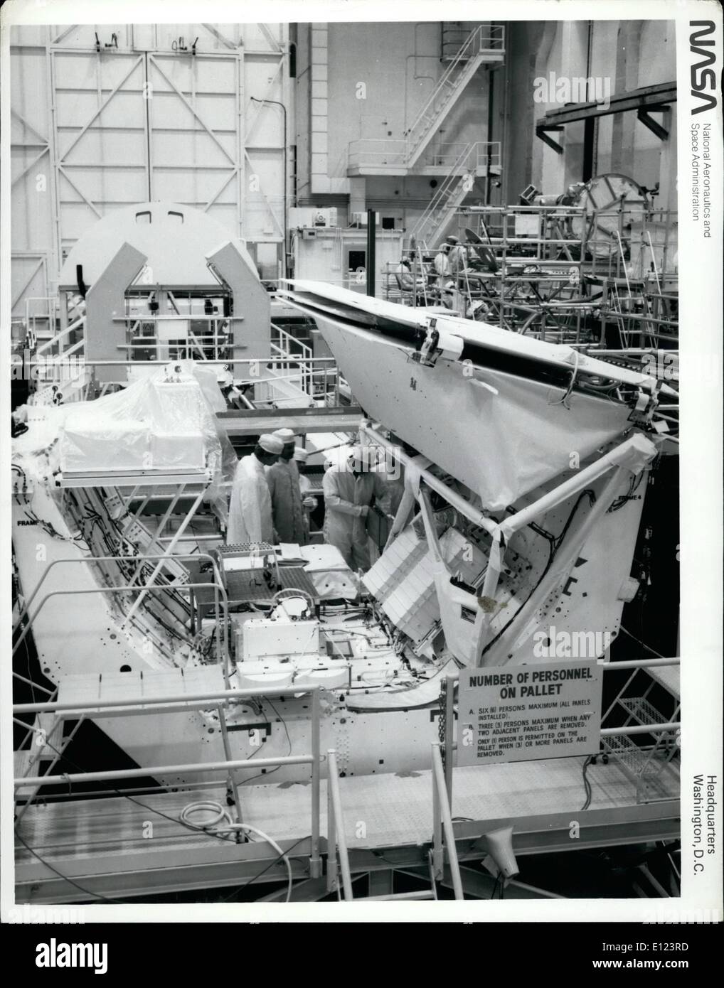 Jun. 06, 1984 - Johnson Space Center, Fla. -- Shuttle Mission 41-G will feature payloads designed for each observation, including the Shuttle Radar Laboratory-1 (formerly OSTA-3) shown here during functional tests of its three experiments. The predominant feature of STRL-1 is the shuttle Imaging Radar-B, which is a redesigned version of the SIR-A antenna flown on the Shuttle second test flight. SIB-B has folding sections, and can also be tilted for precise pointing at earth features Stock Photo
