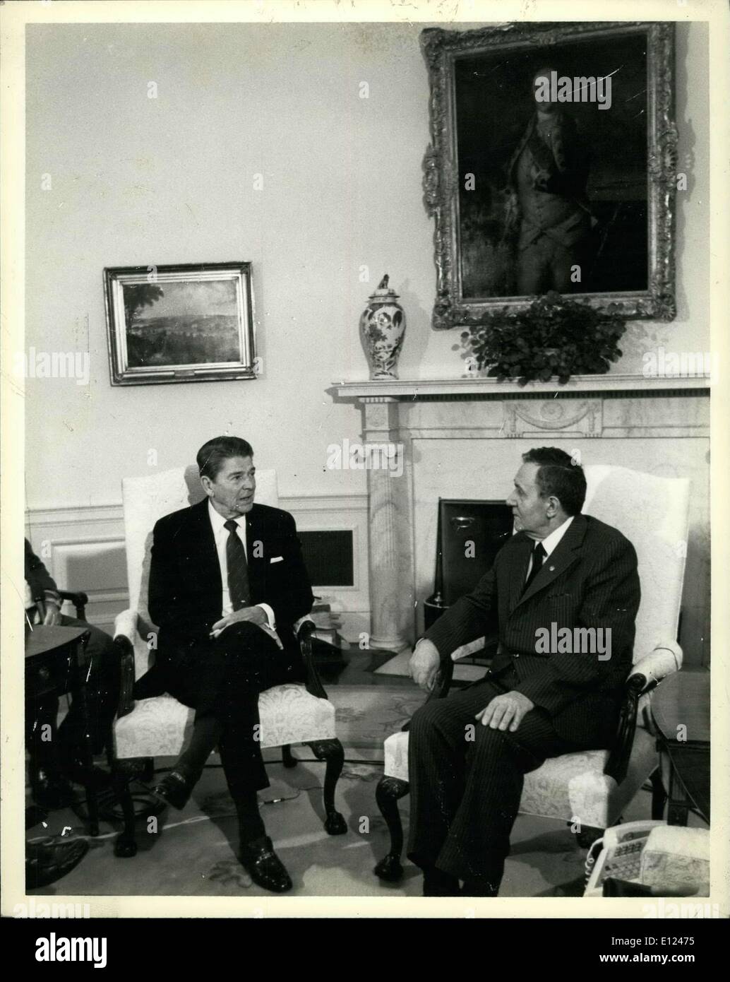 Sep. 28, 1984 - Oval Office Meeting Washington, D.C.: President Ronald Reagan is shown with Soviet Foreign Minister Andrei Gromyko in the Oval Office of the White House as they posed for pictures prior to getting down to serious talks. Stock Photo