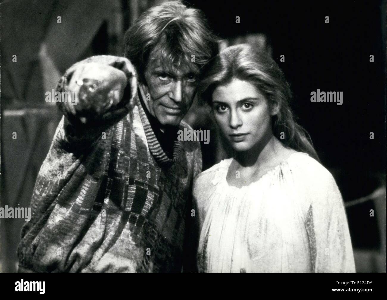 Daphne Slater picture pics Daphne Slater