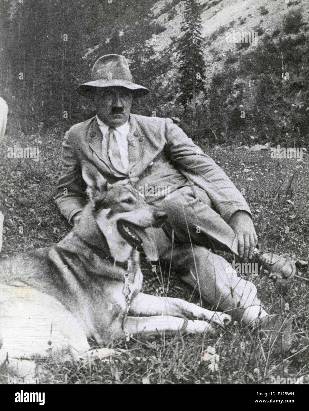 Oct 24, 2005; Berlin, GERMANY; (File Photo: Date unknown.) ADOLF HITLER relaxing with his dog..  ure Stock Photo