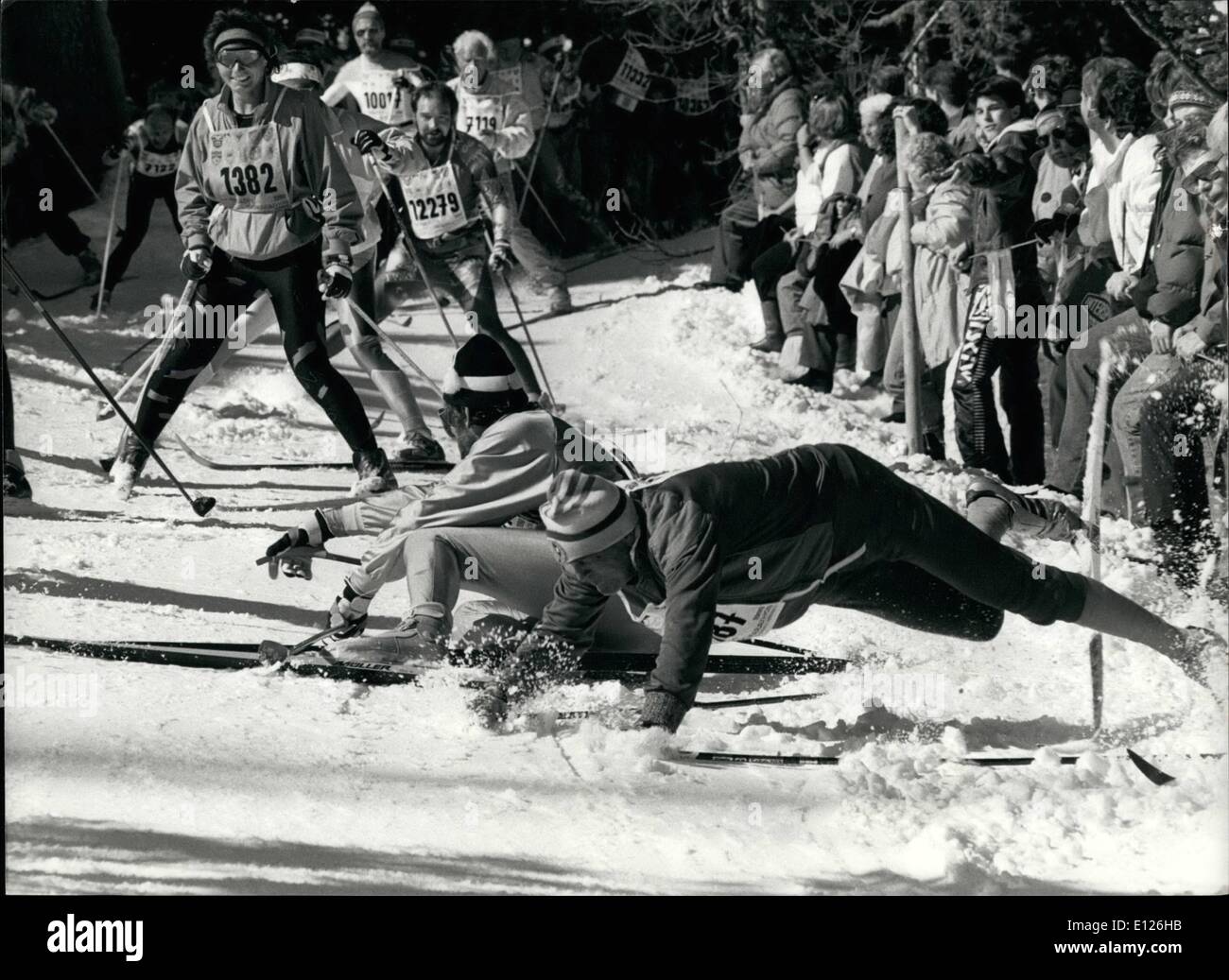 Mar. 03, 1990 - 11'000 At The Cross Country Skiing:At the 22ieth Engadin Ski-Marathon for amateurs in the Grisons participated about 11'000 runners. Picture Shows Some Competitors in troubles. Stock Photo