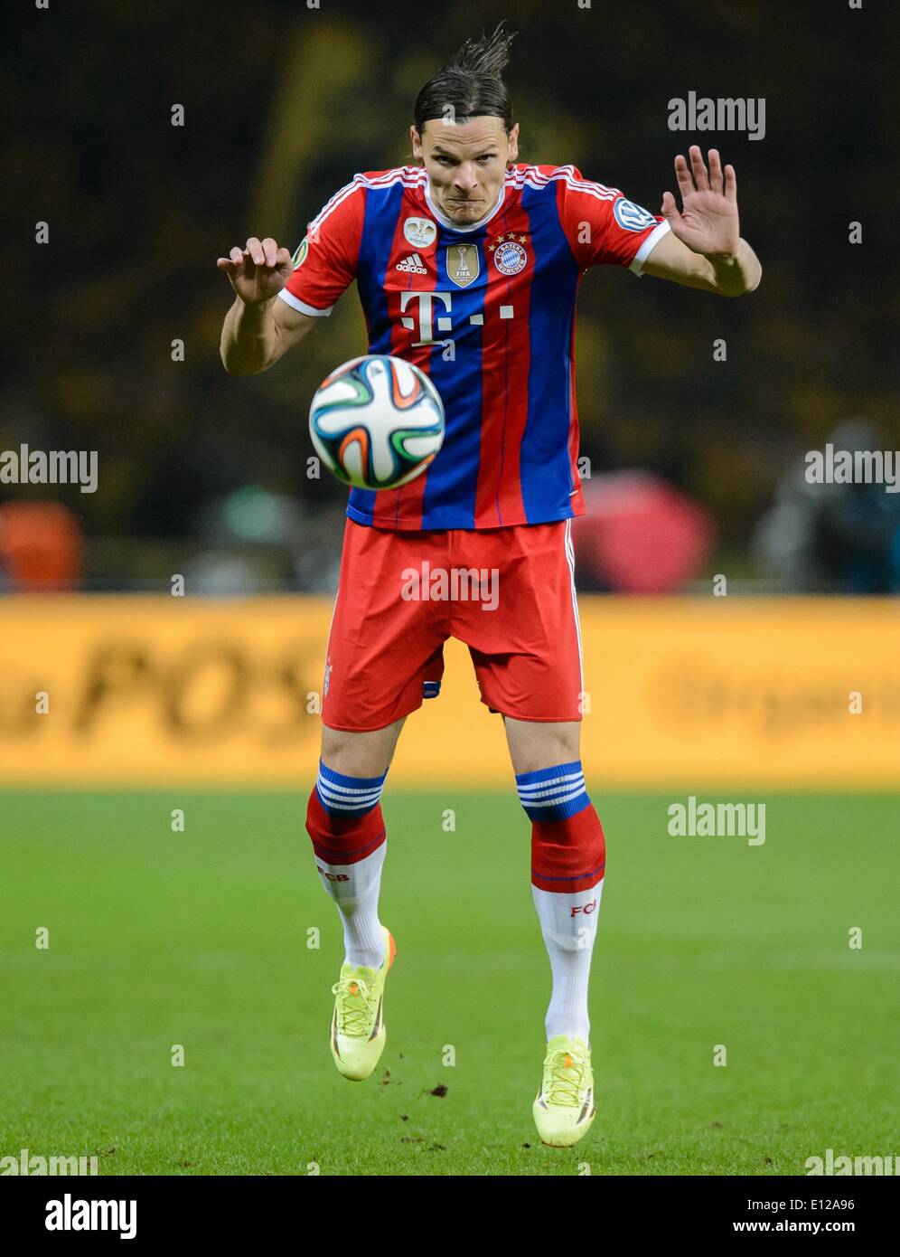 Berlin, Germany. 17th May, 2014. Dortmund's Daniel van Buyten in action during the DFB Cup final between Borussia Dortmund and FC Bayern Munich at the Olympic Stadium in Berlin, Germany, 17 May 2014. Photo: Thomas Eisenhuth/dpa/Alamy Live News Stock Photo