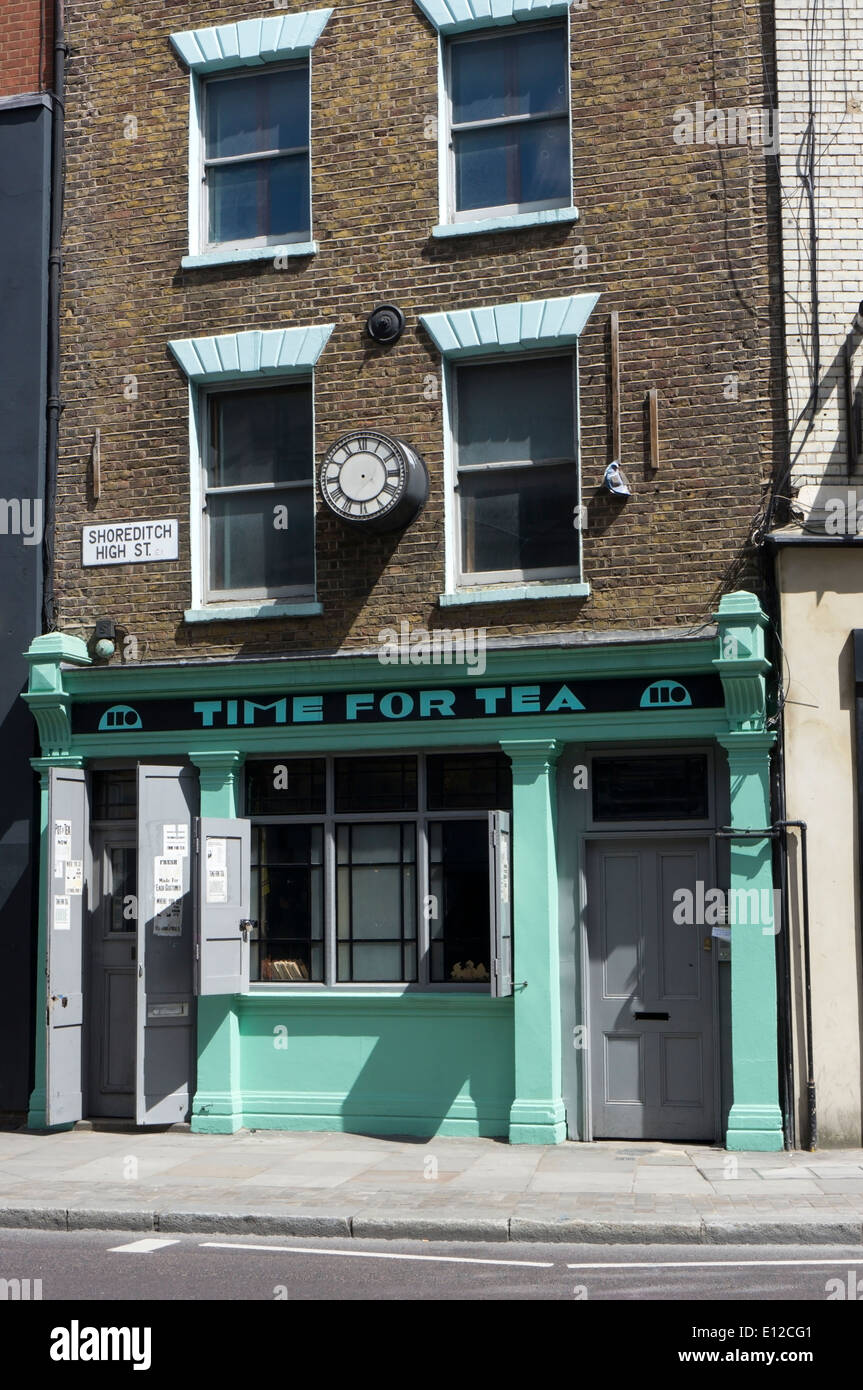 Time For Tea in Shoreditch High Street, East London. Stock Photo