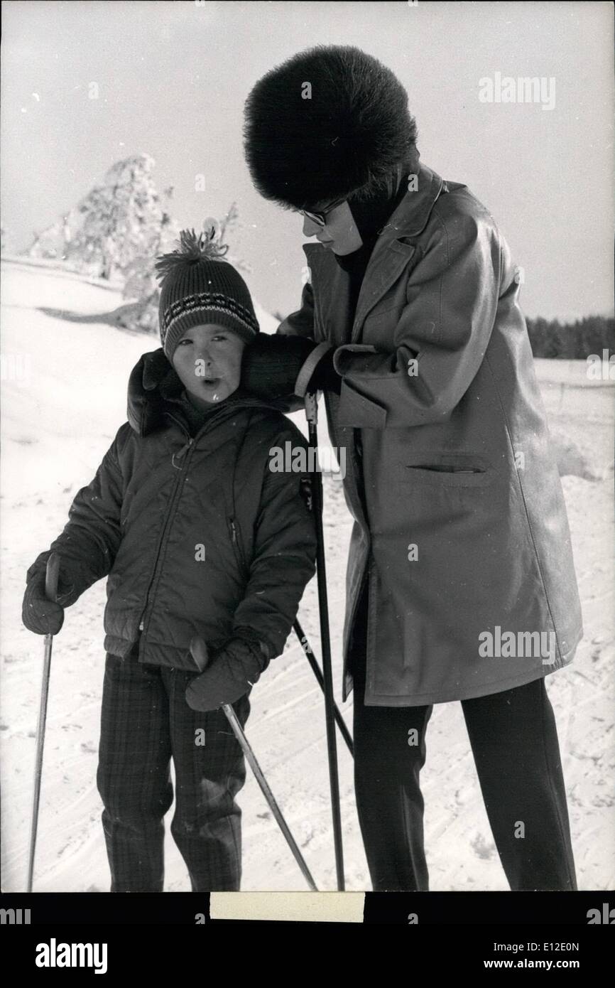 Dec. 15, 2011 - Gina Lollobrigida winter sporting with son Milko Gina Lollobrigida is enjoying winter-holidays at crans Switzer Stock Photo