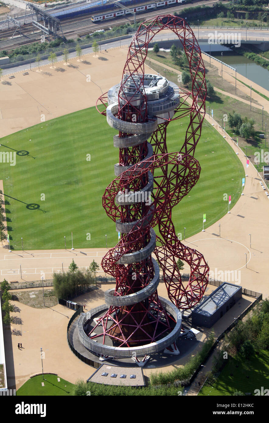 Aerial view of the ArcelorMittal Orbit in the Queen Elizabeth Olympic Park in Stratford, London, UK, Designed by Anish Kapoor Stock Photo